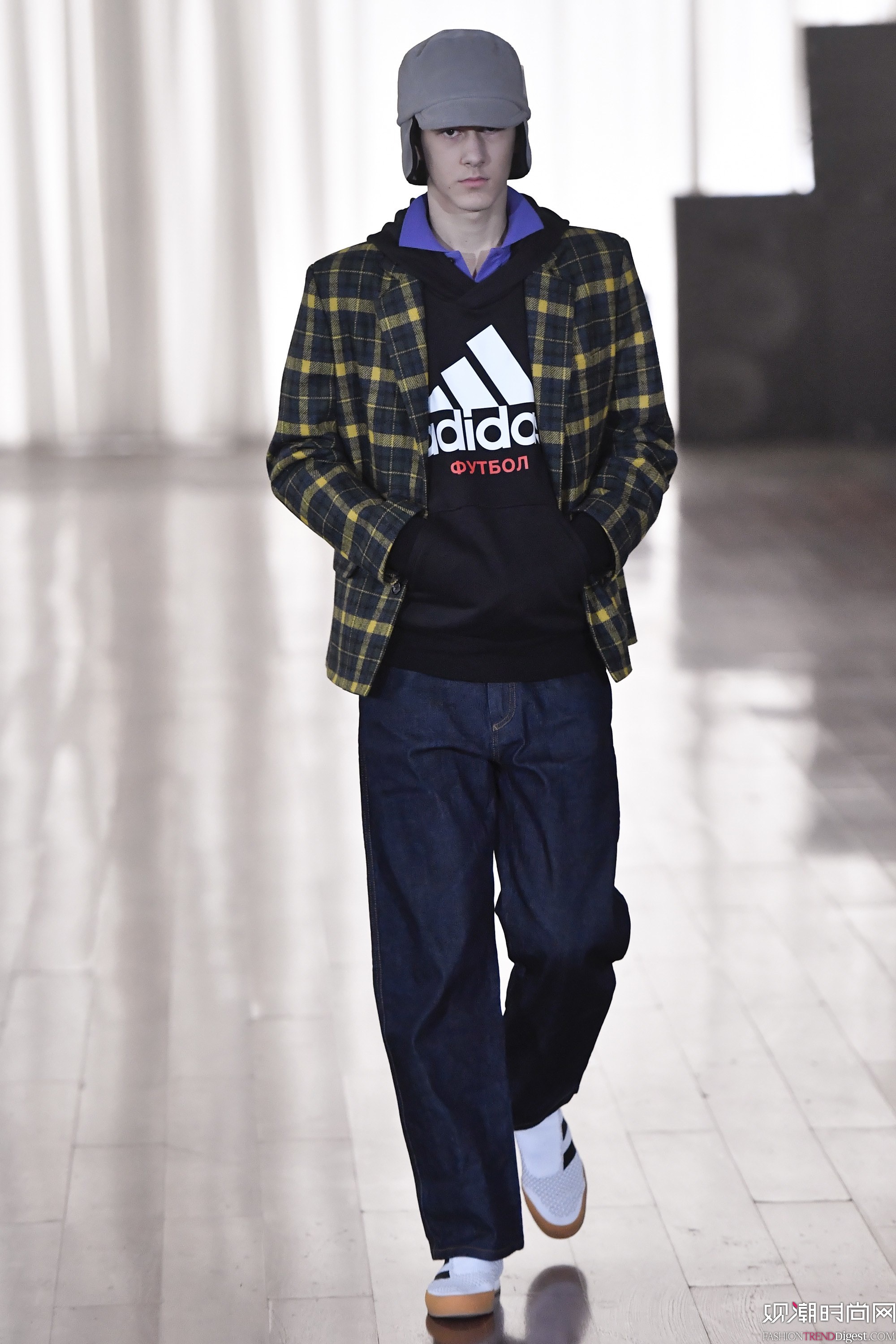 Gosha Rubchinskiy 2017ﶬbܸDƬ