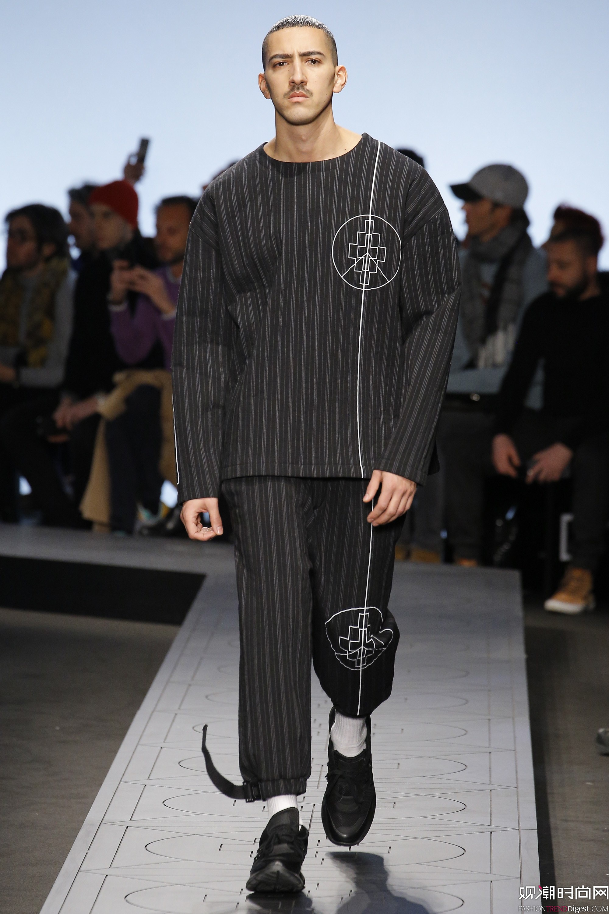 Marcelo Burlon County of Milan 2017ϵDƬ