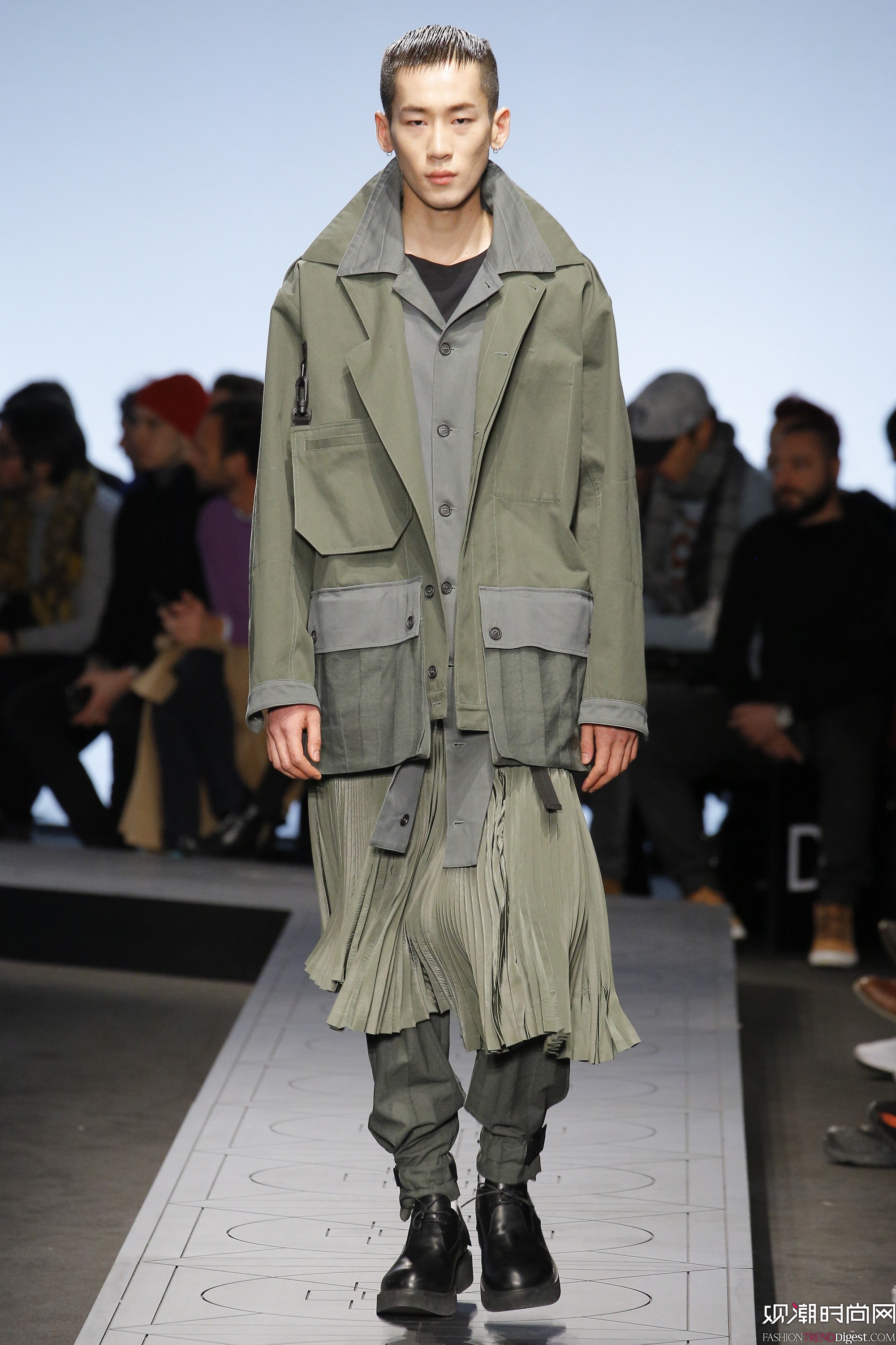 Marcelo Burlon County of Milan 2017����ϵ���㳡����ͼƬ