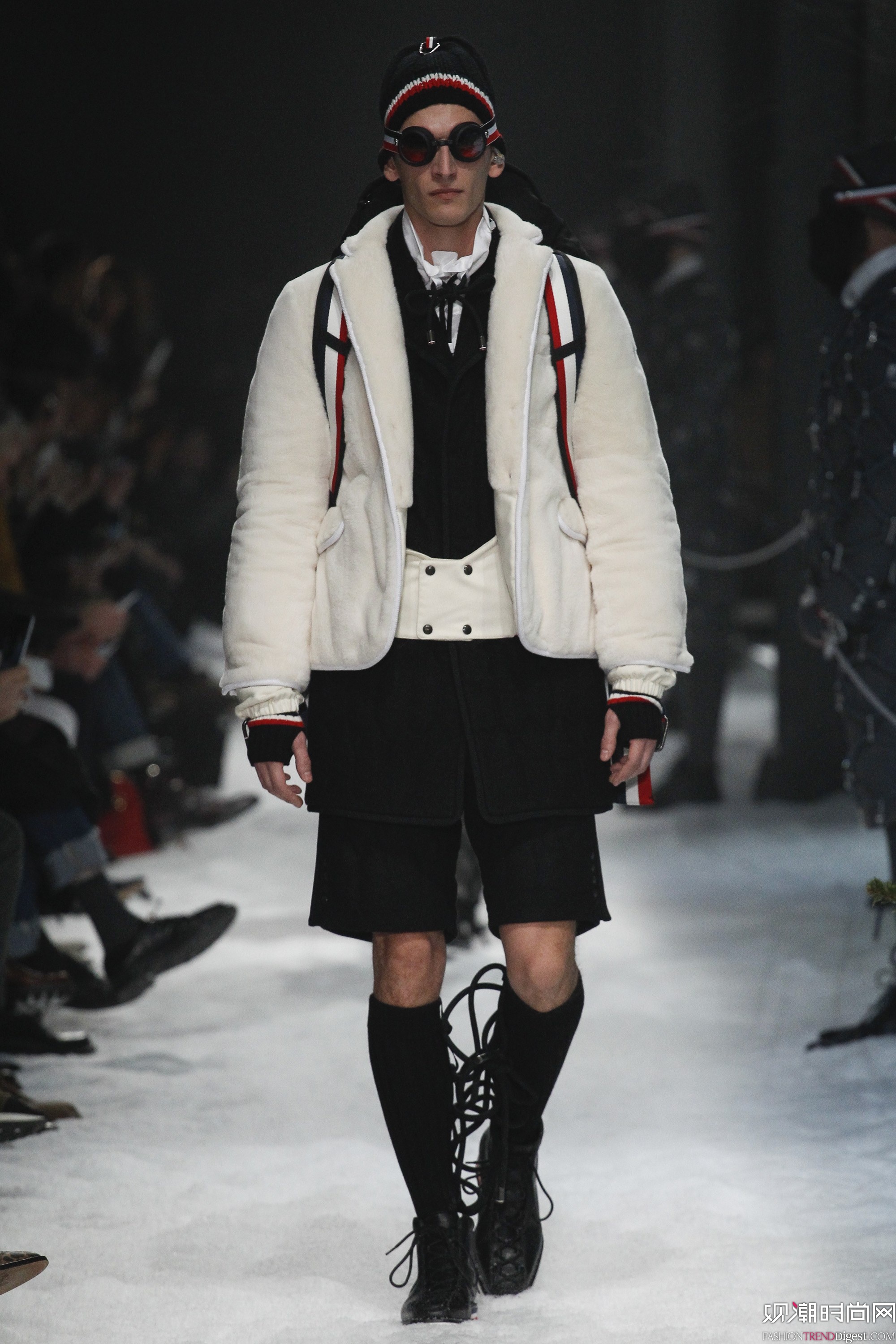 Moncler Gamme Bleu 2017ϵ㳡ͼƬ