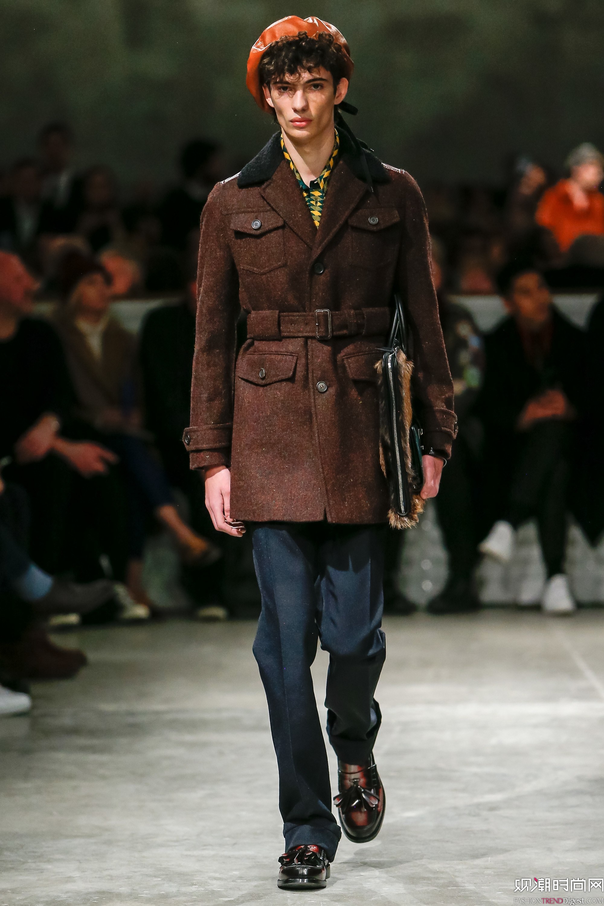 Prada 2017ϵDƬ