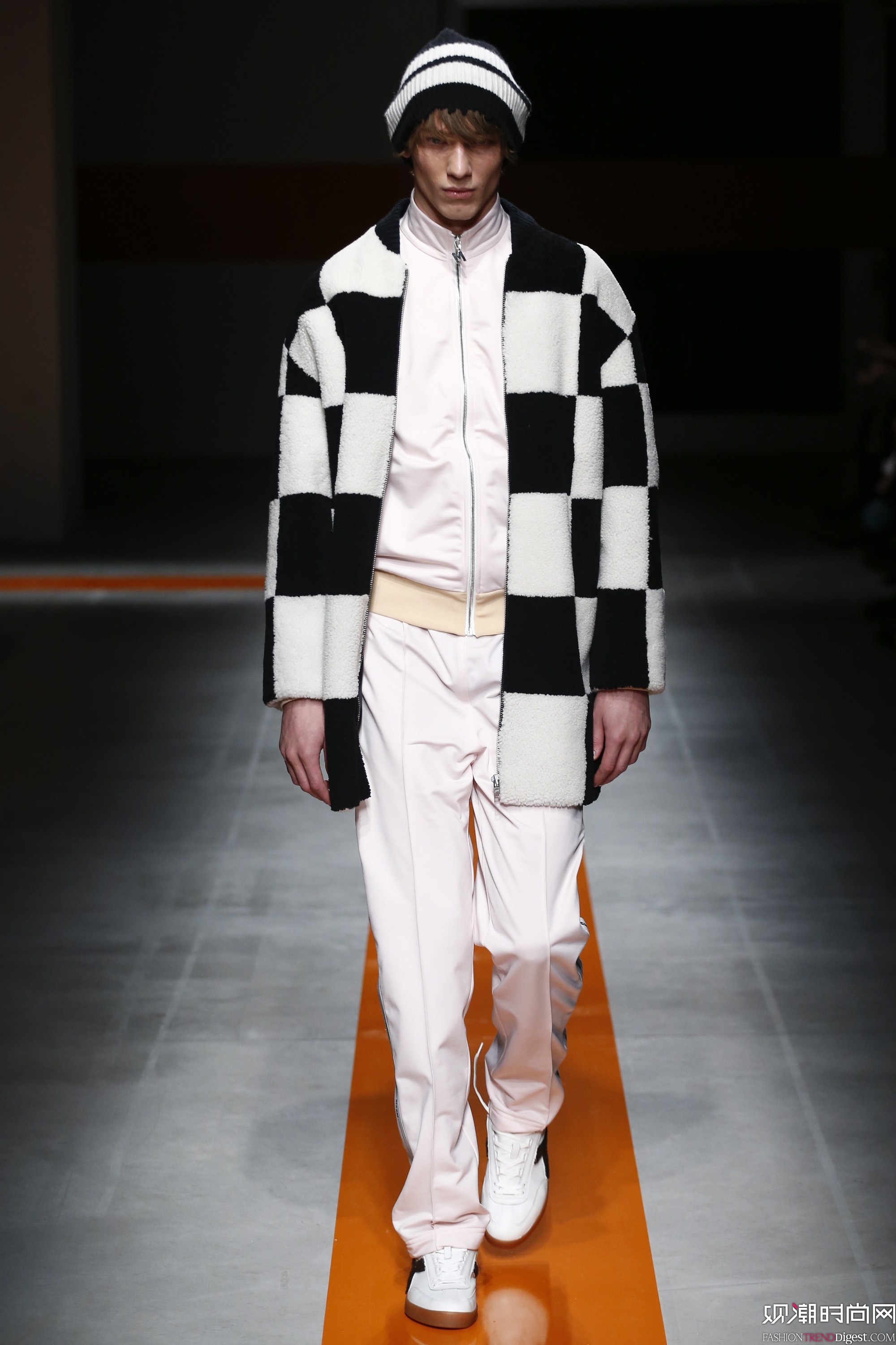 MSGM 2017����ϵ���㳡����ͼƬ
