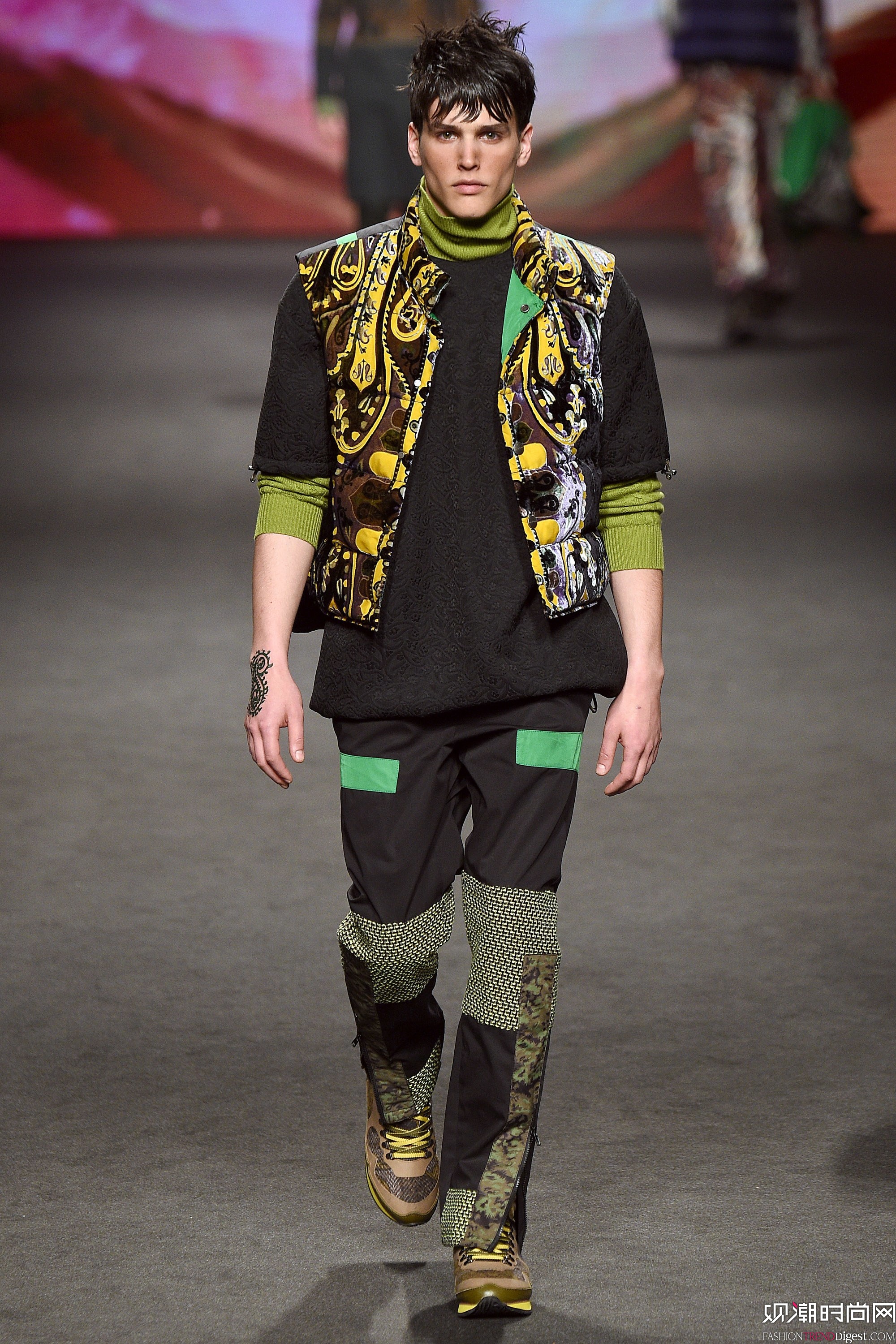 Etro 2017ϵDƬ