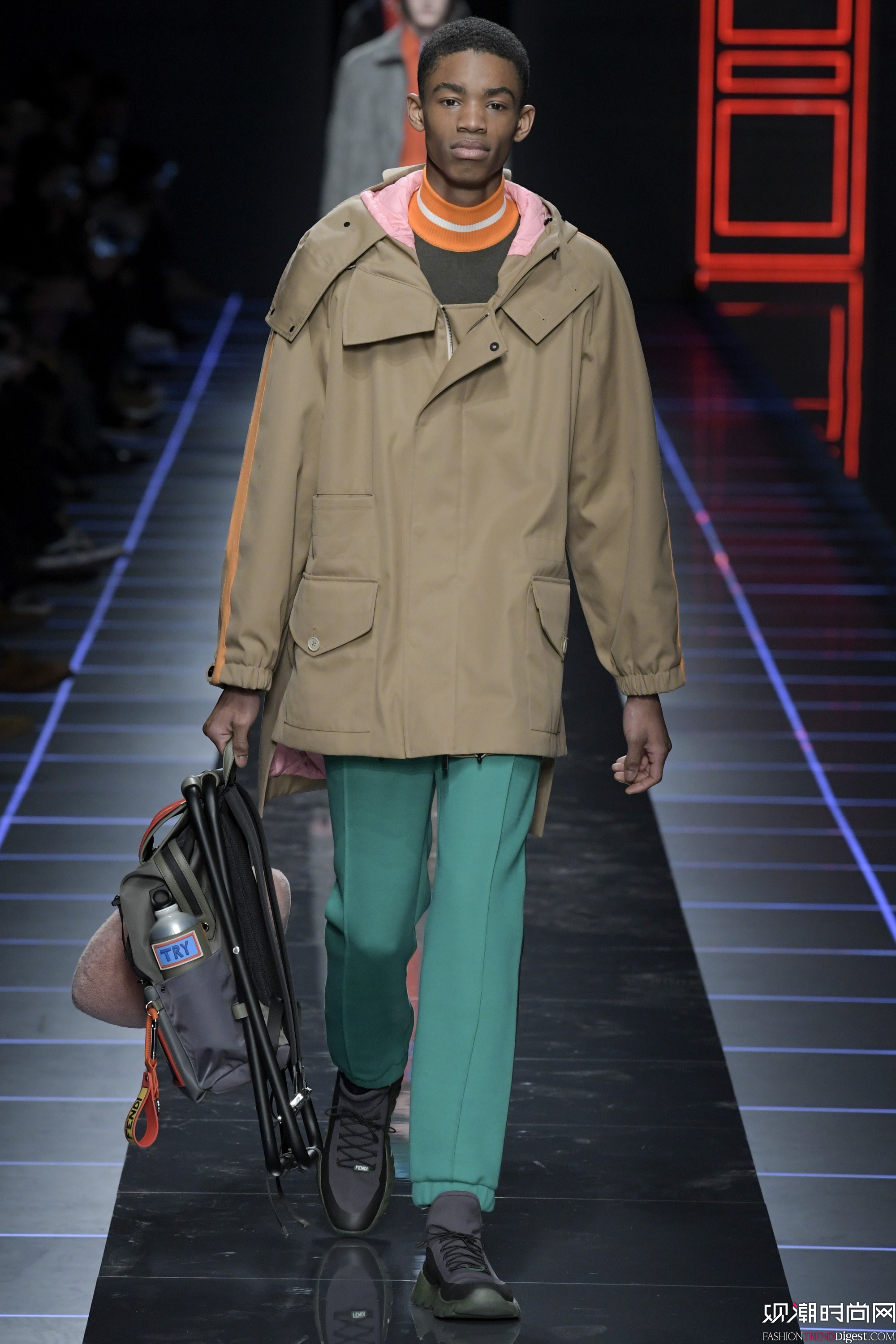 Fendi 2017ϵDƬ