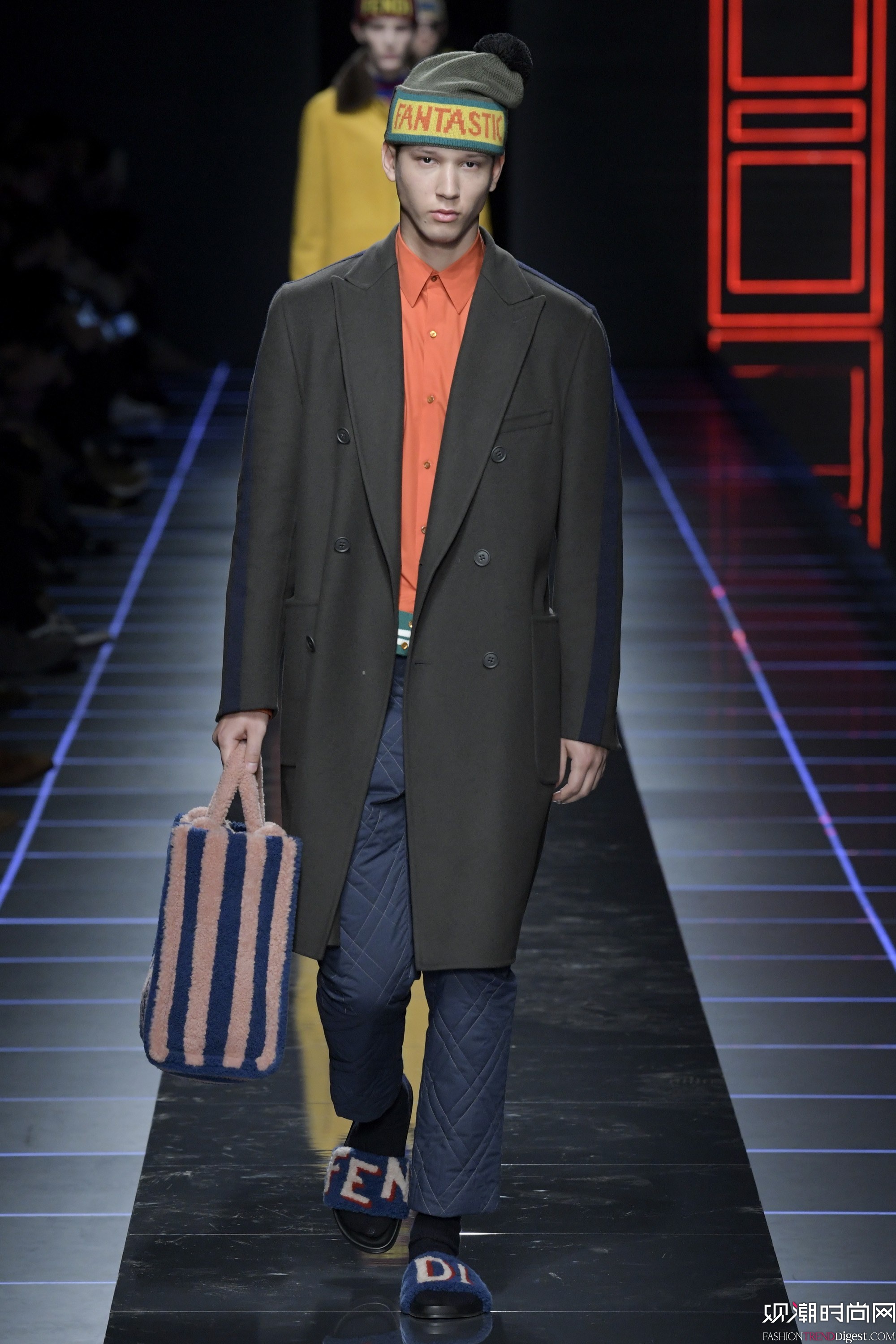 Fendi 2017ϵDƬ