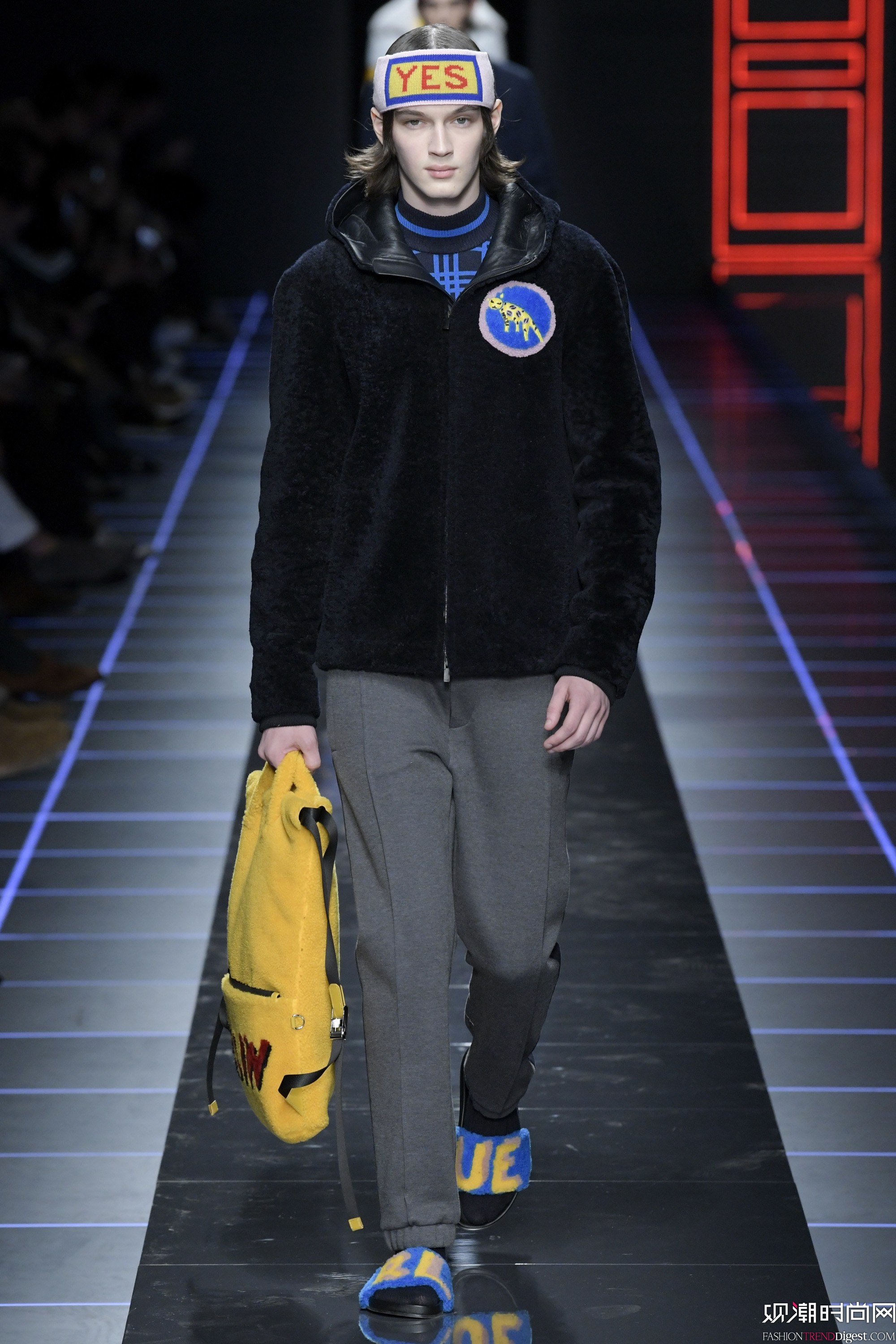 Fendi 2017ϵDƬ