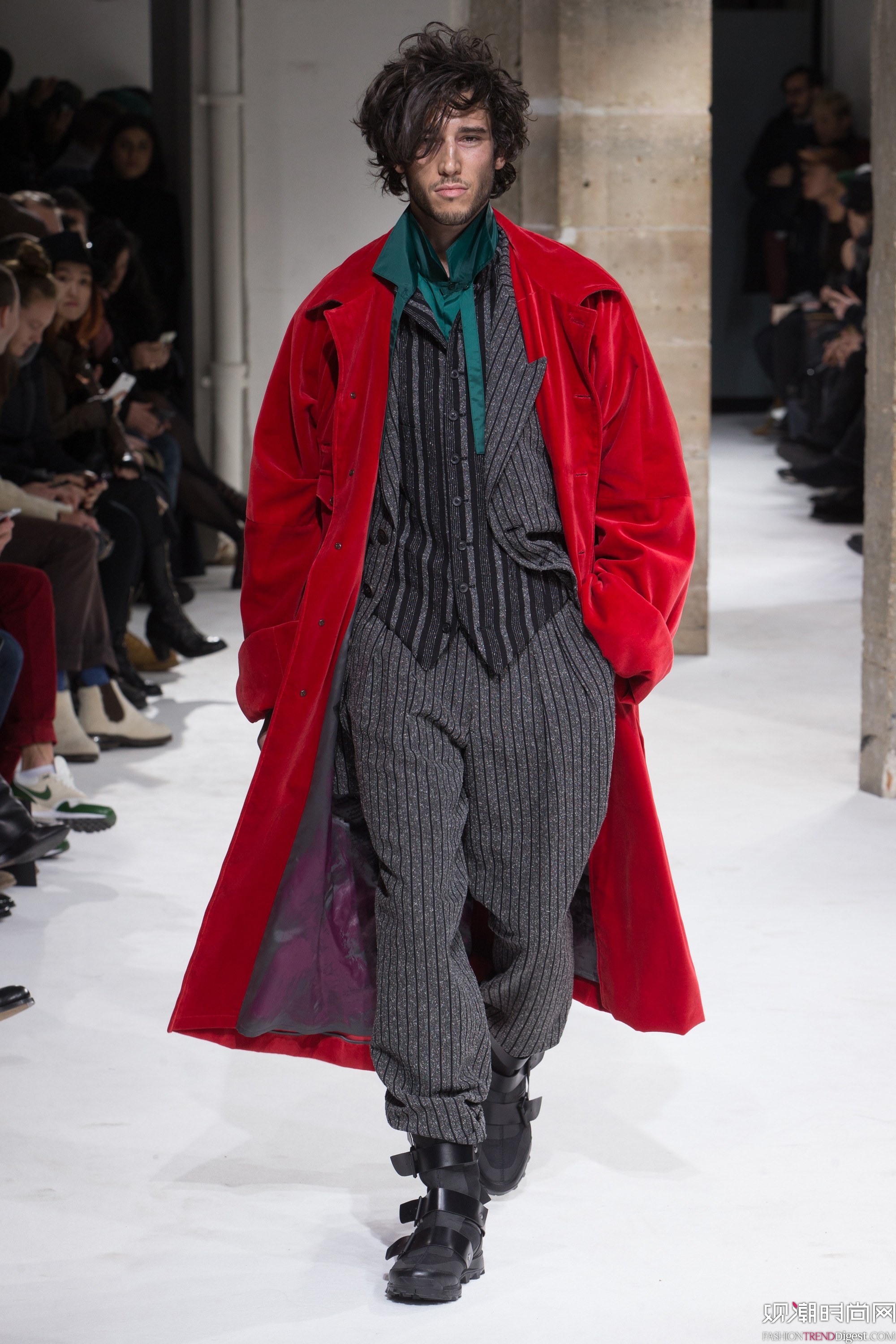 Yohji Yamamoto 2017ϵDƬ