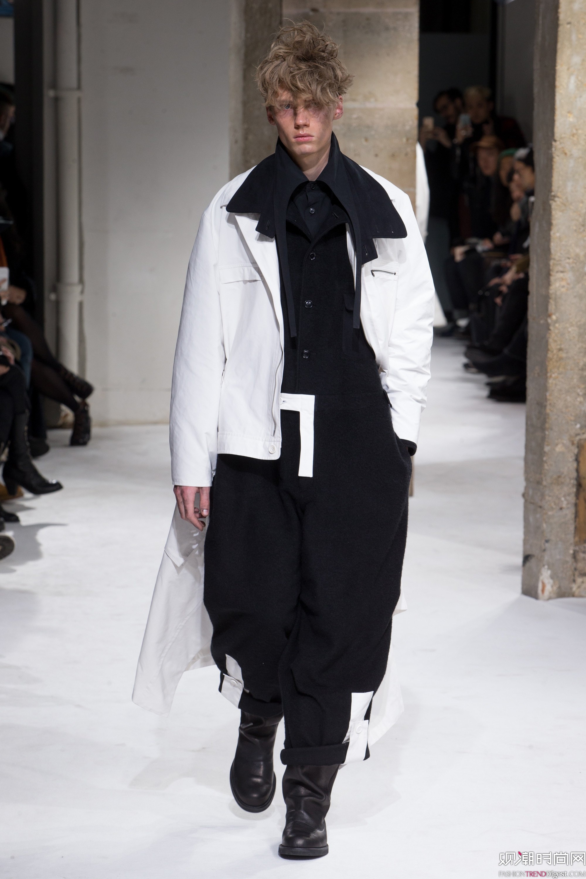 Yohji Yamamoto 2017ϵDƬ