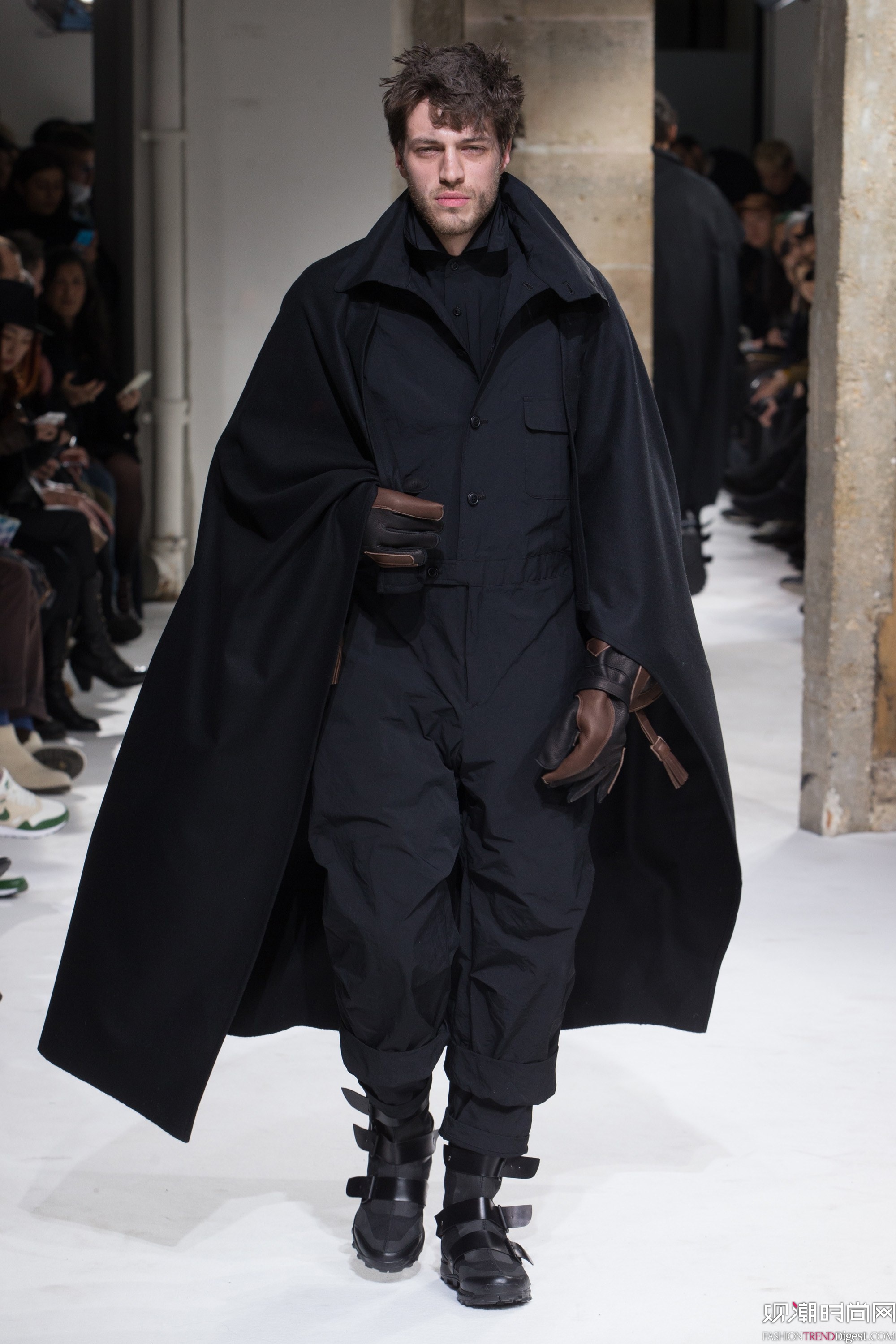 Yohji Yamamoto 2017ϵDƬ