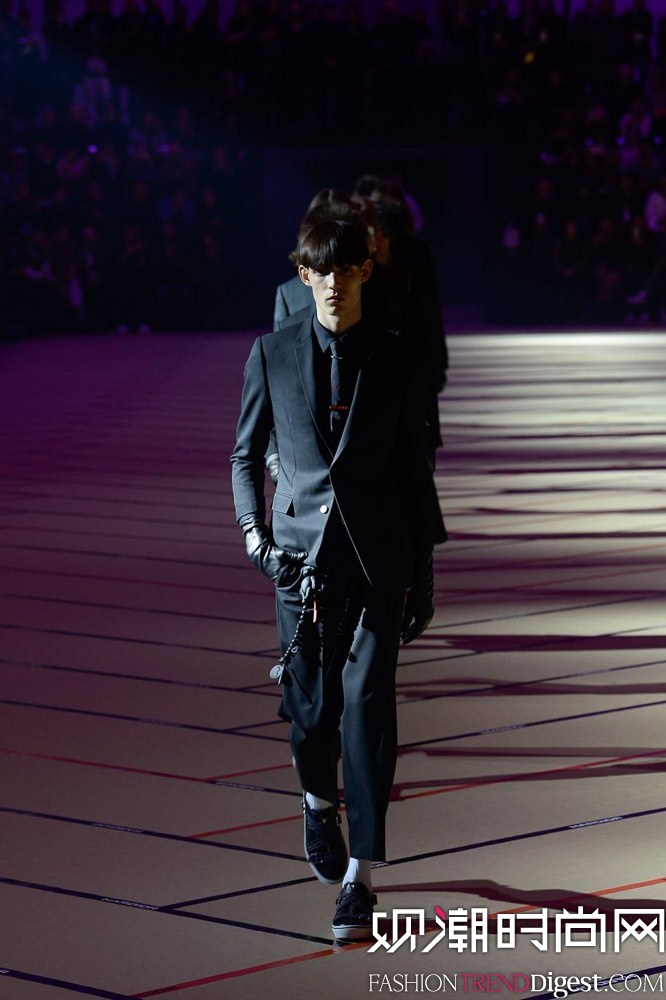 Dior Homme 2017ϵDƬ