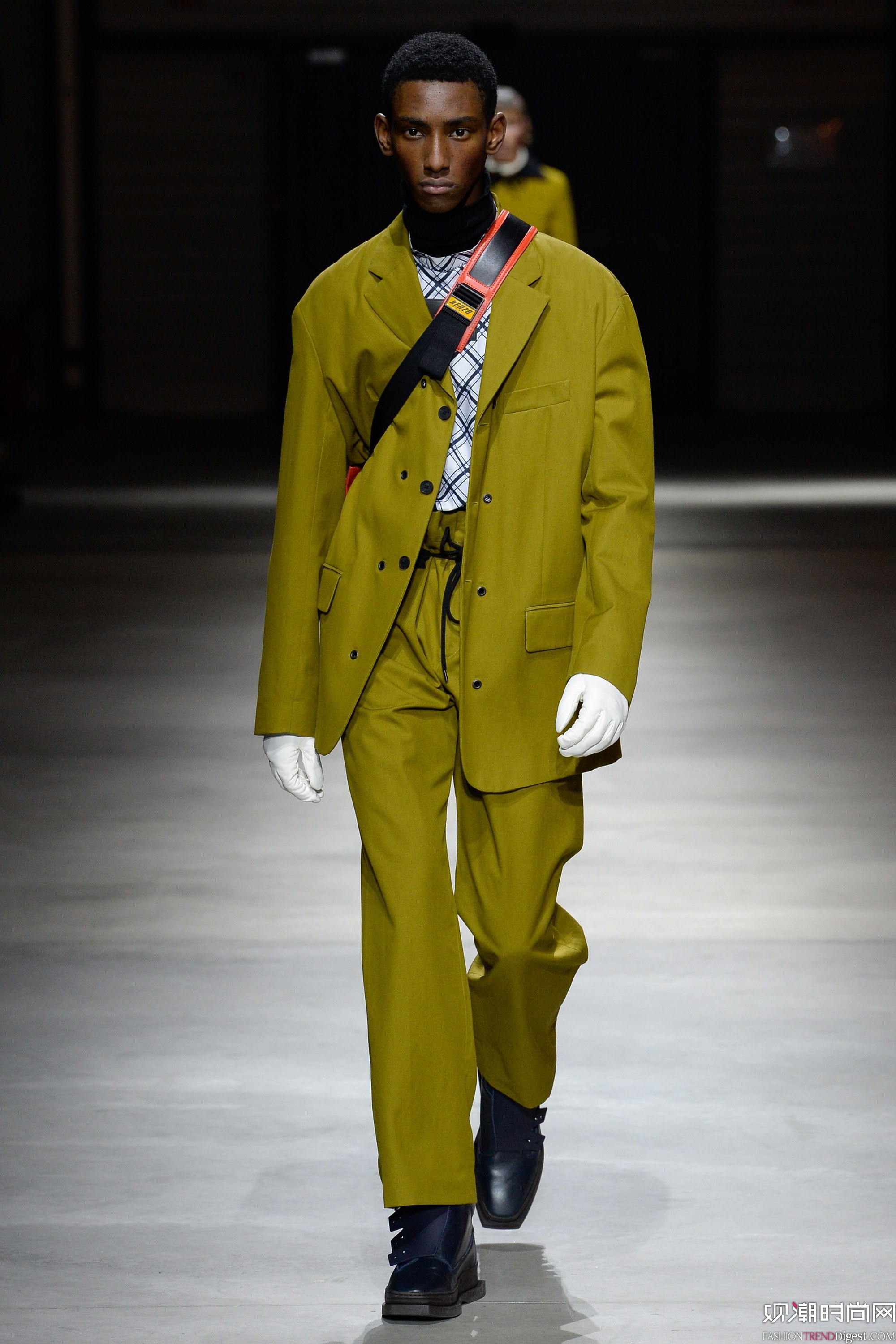 Kenzo 2017ϵ(chng)DƬ
