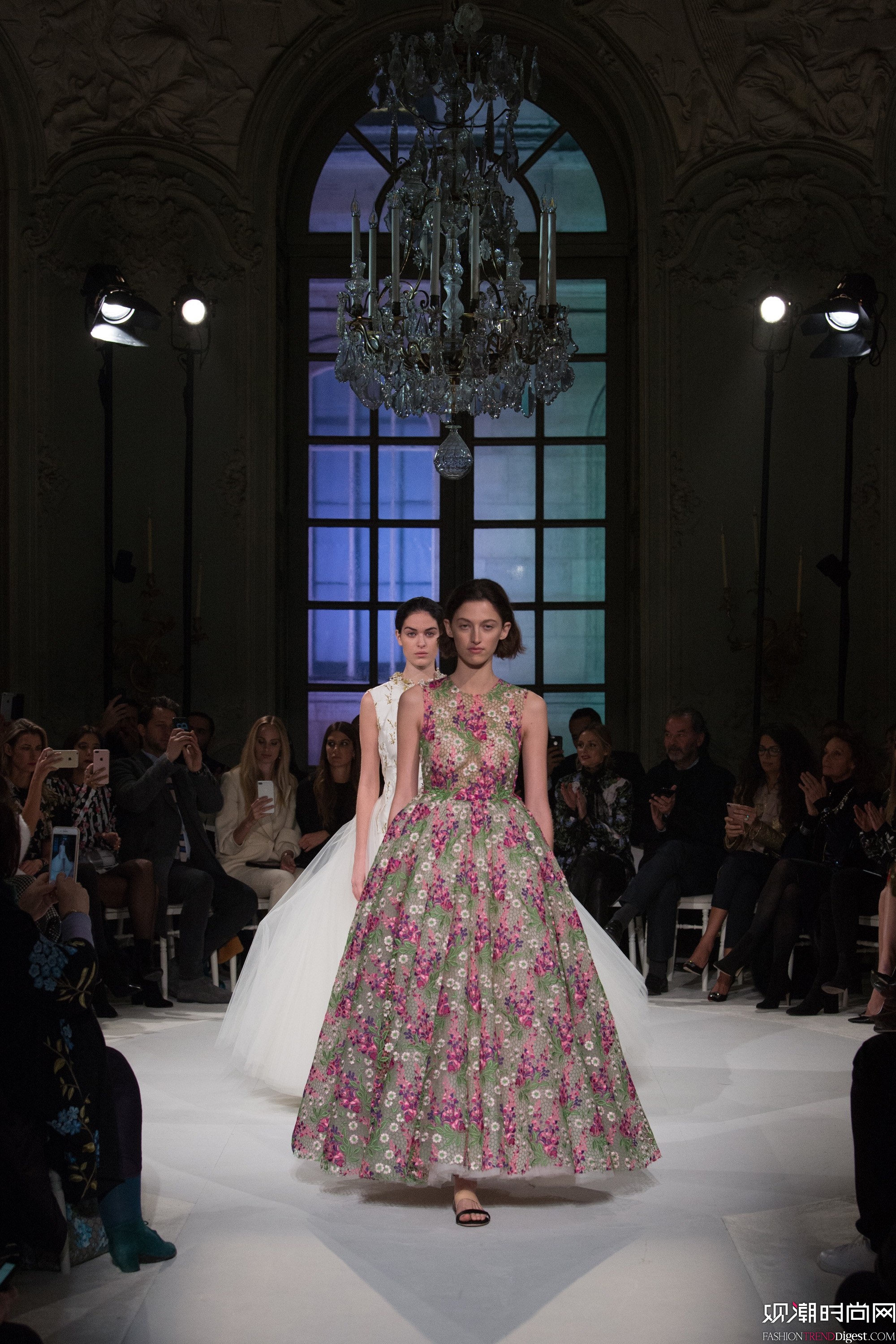 Giambattista Valli 2017ϵDƬ