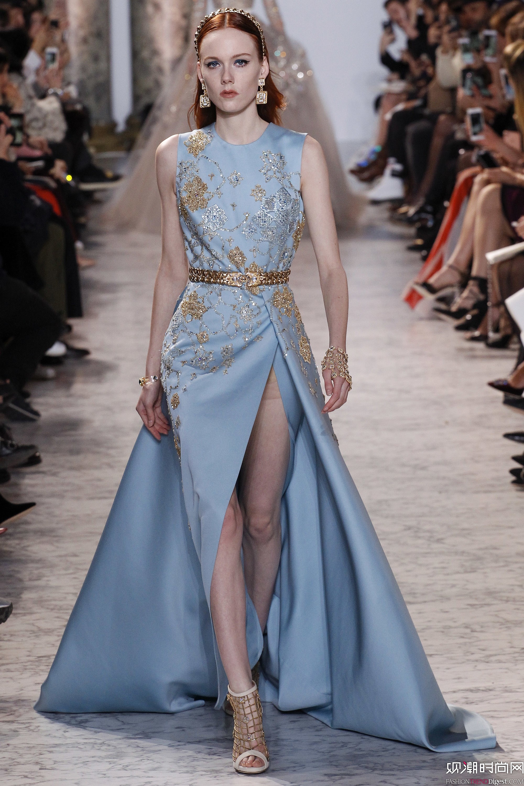 Elie Saab 2017紺ϵ(chng)DƬ