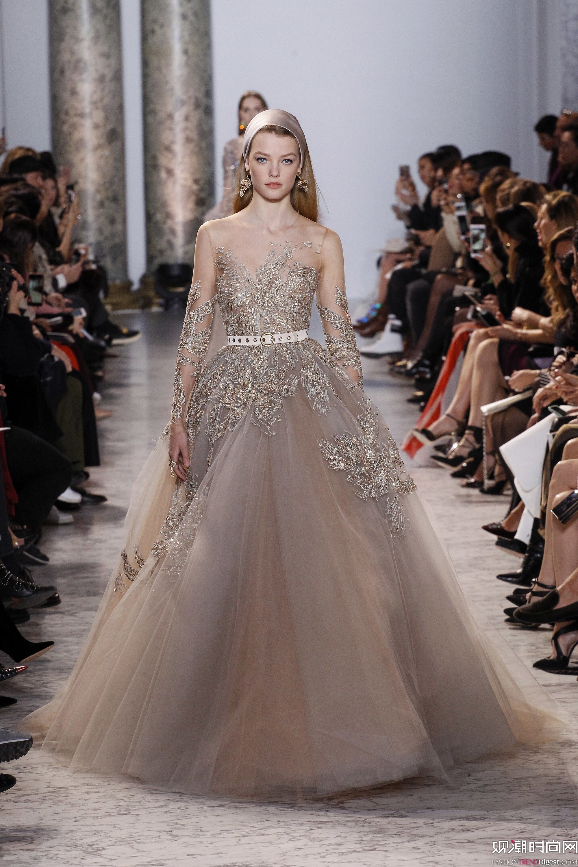 Elie Saab 2017紺ϵ(chng)DƬ