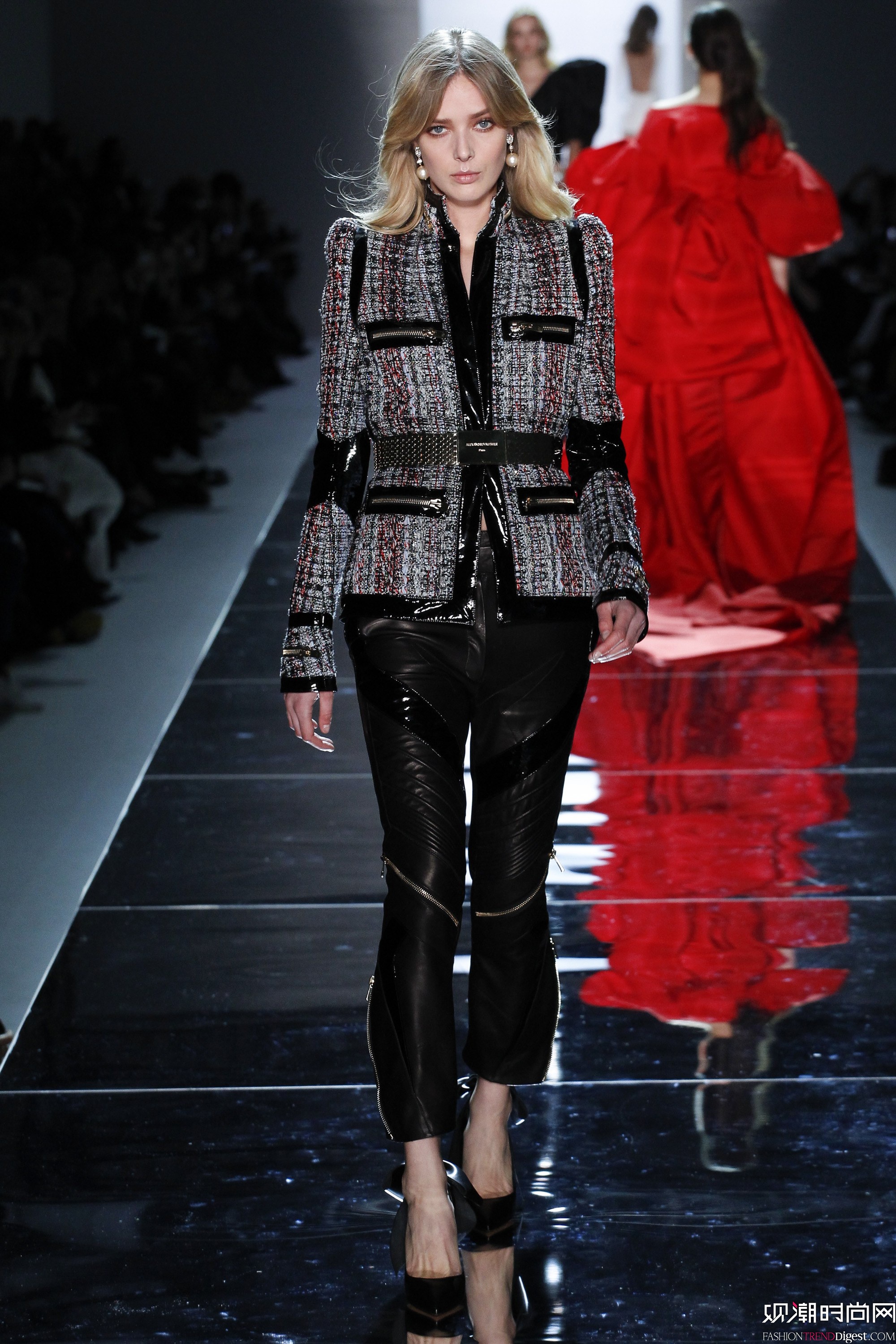 Alexandre Vauthier 2017紺ϵLookbookDƬ