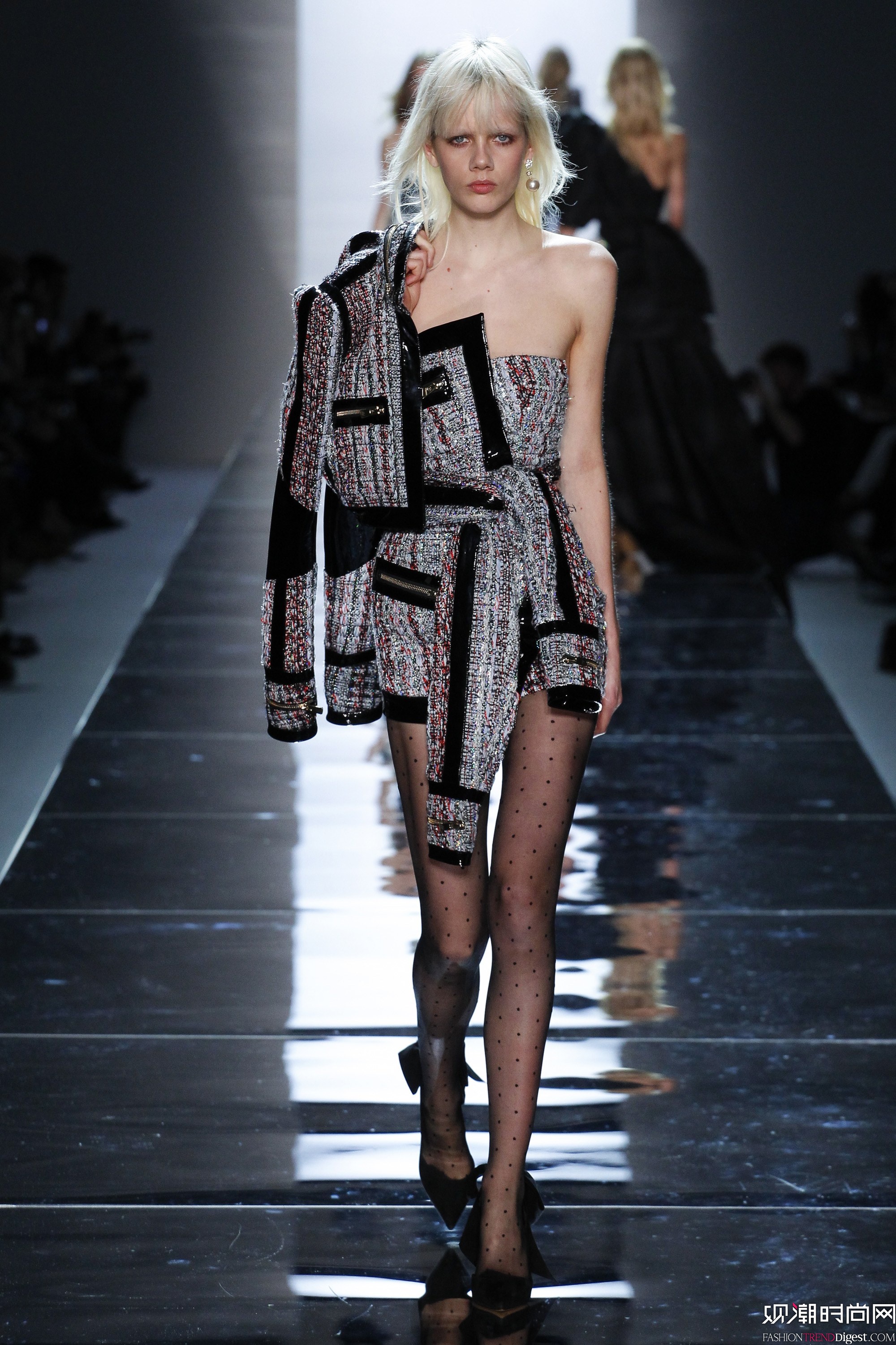 Alexandre Vauthier 2017紺ϵLookbookDƬ