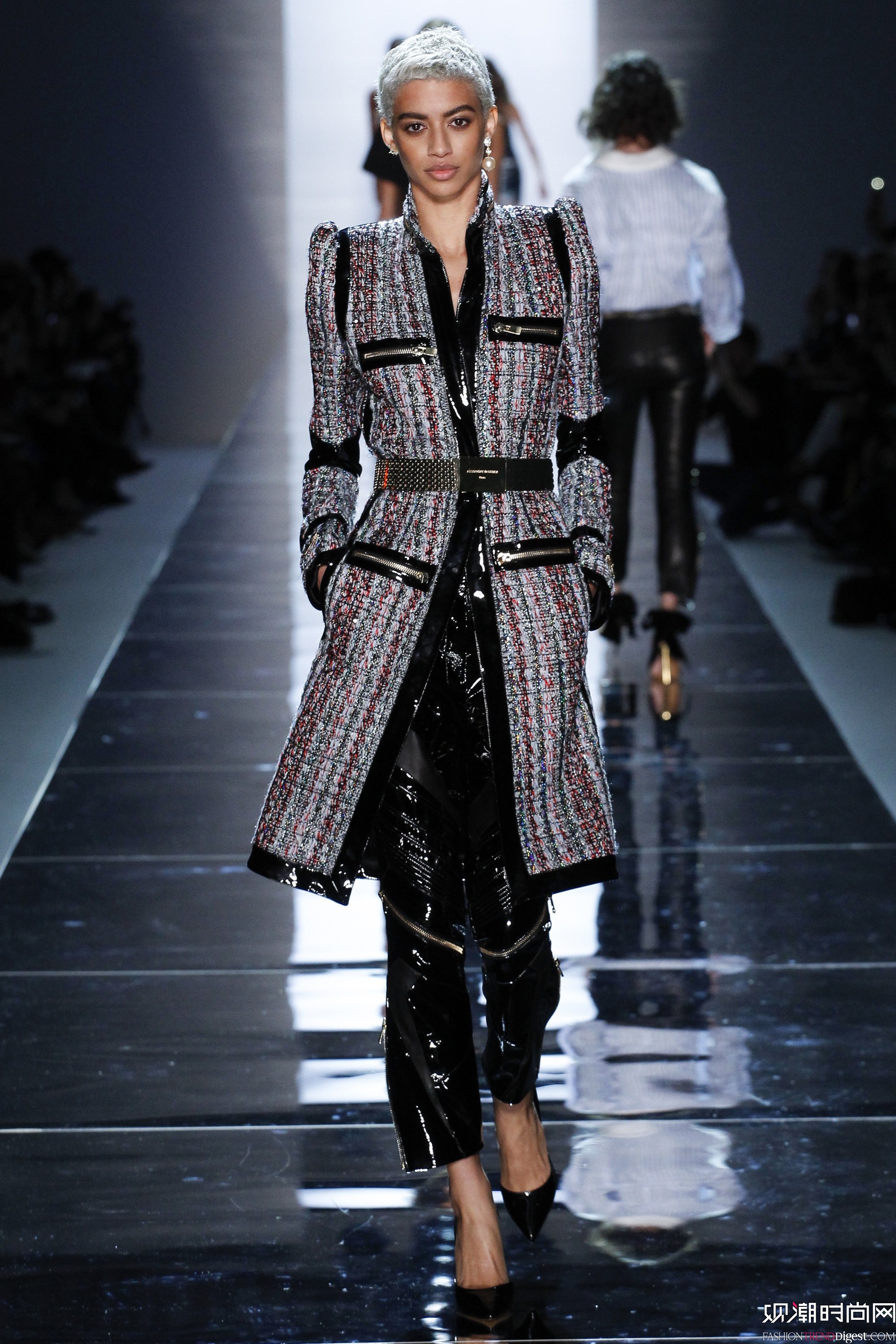 Alexandre Vauthier 2017紺ϵLookbookDƬ