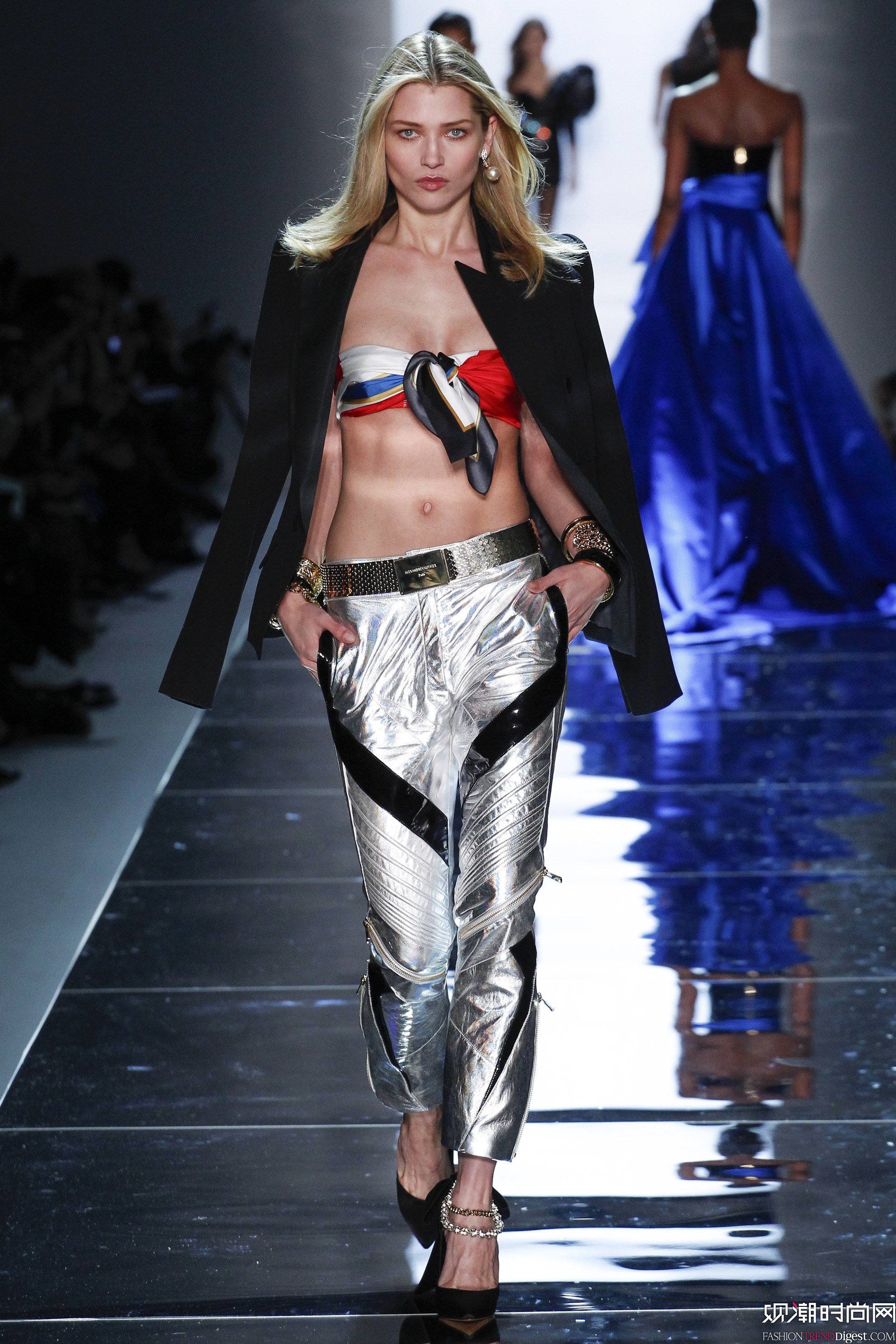 Alexandre Vauthier 2017紺ϵLookbookDƬ