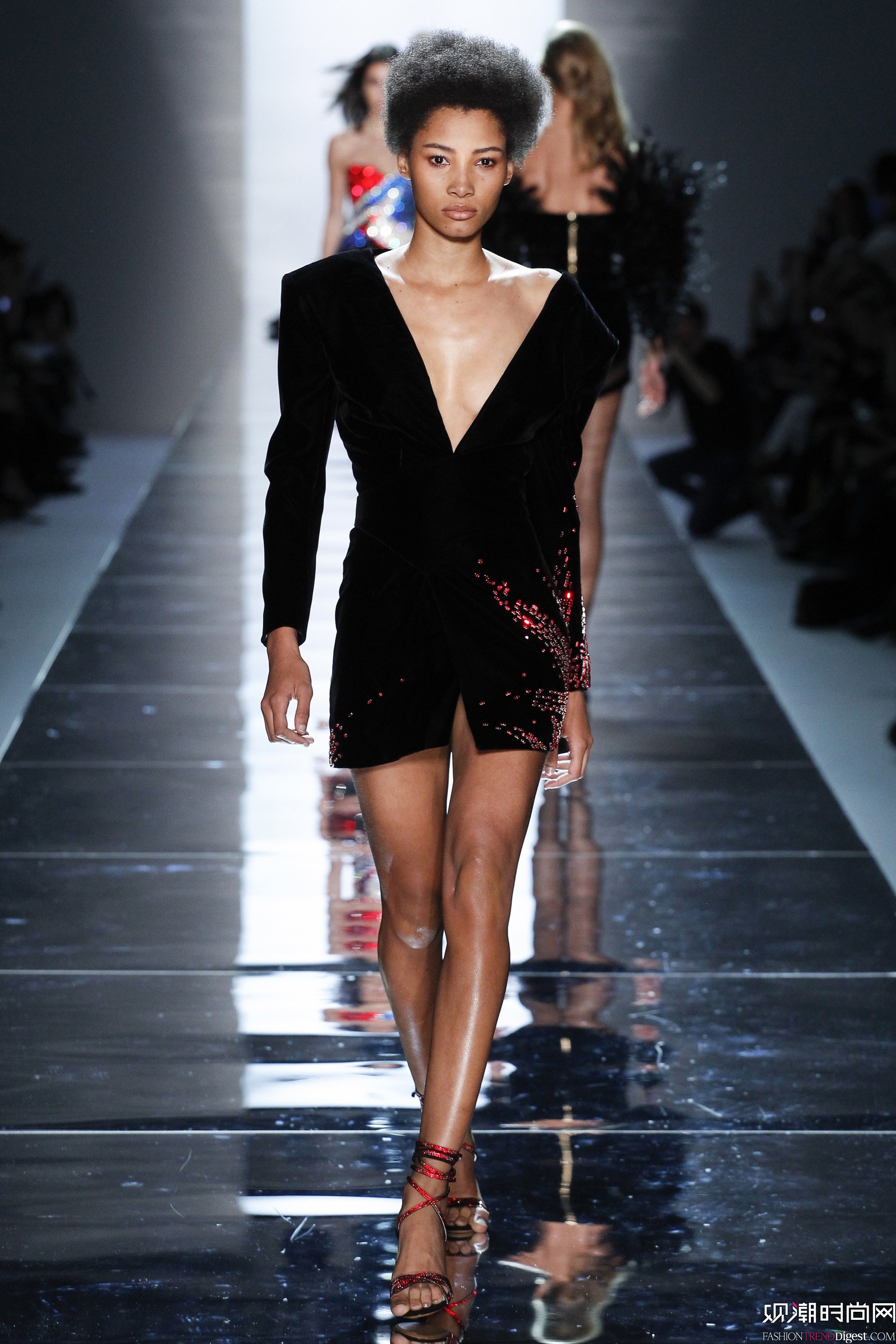 Alexandre Vauthier 2017紺ϵLookbookDƬ