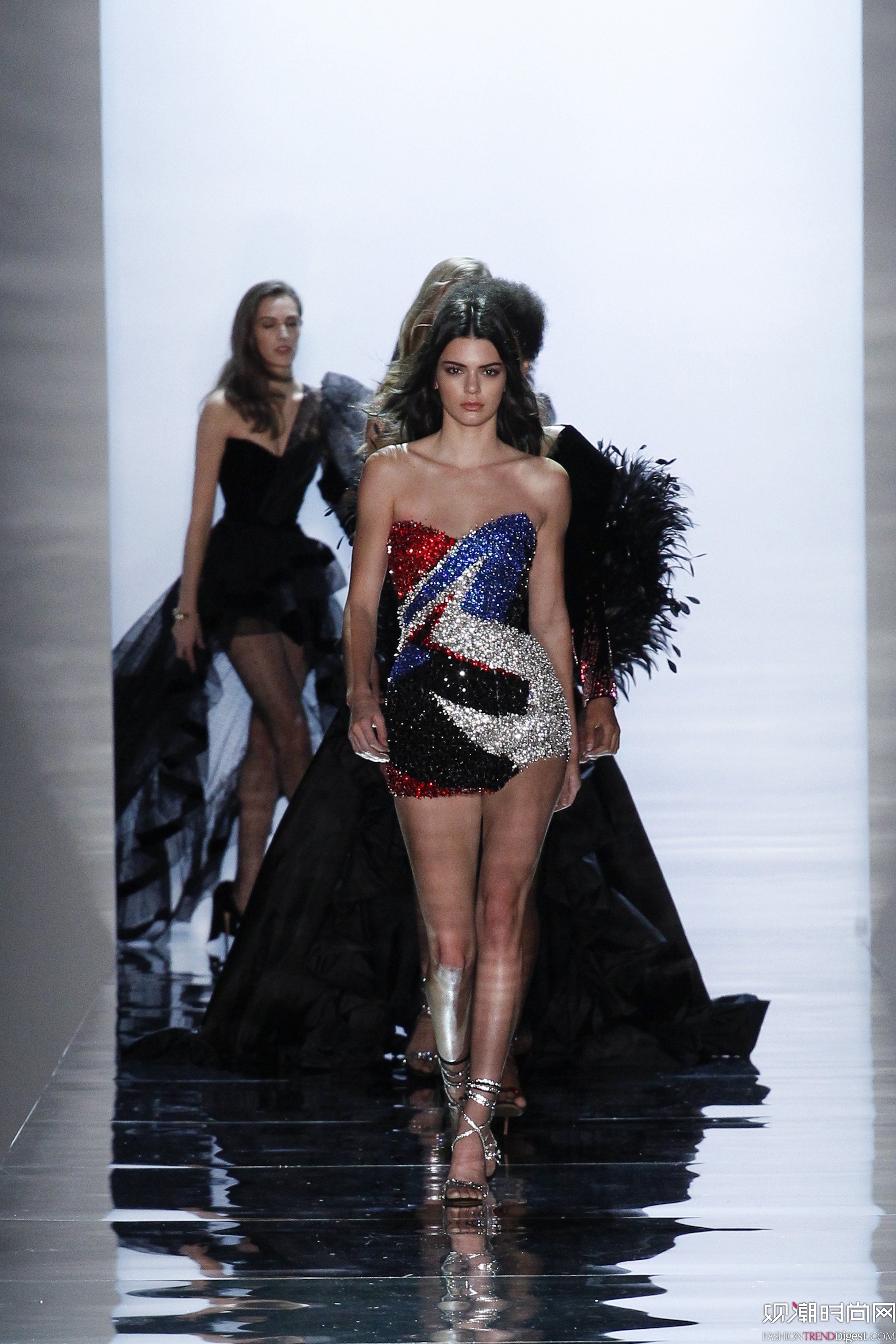 Alexandre Vauthier 2017紺ϵLookbookDƬ