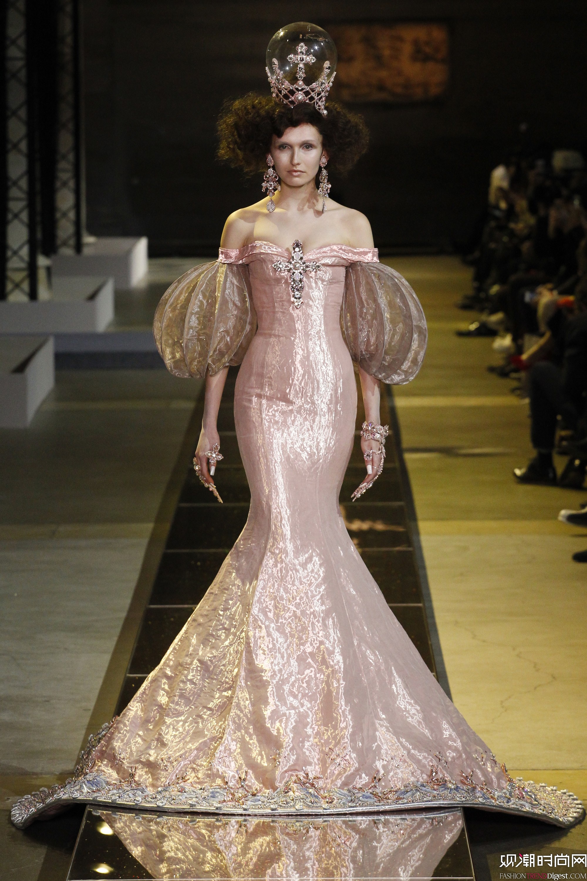 Guo Pei 2017紺ϵDƬ