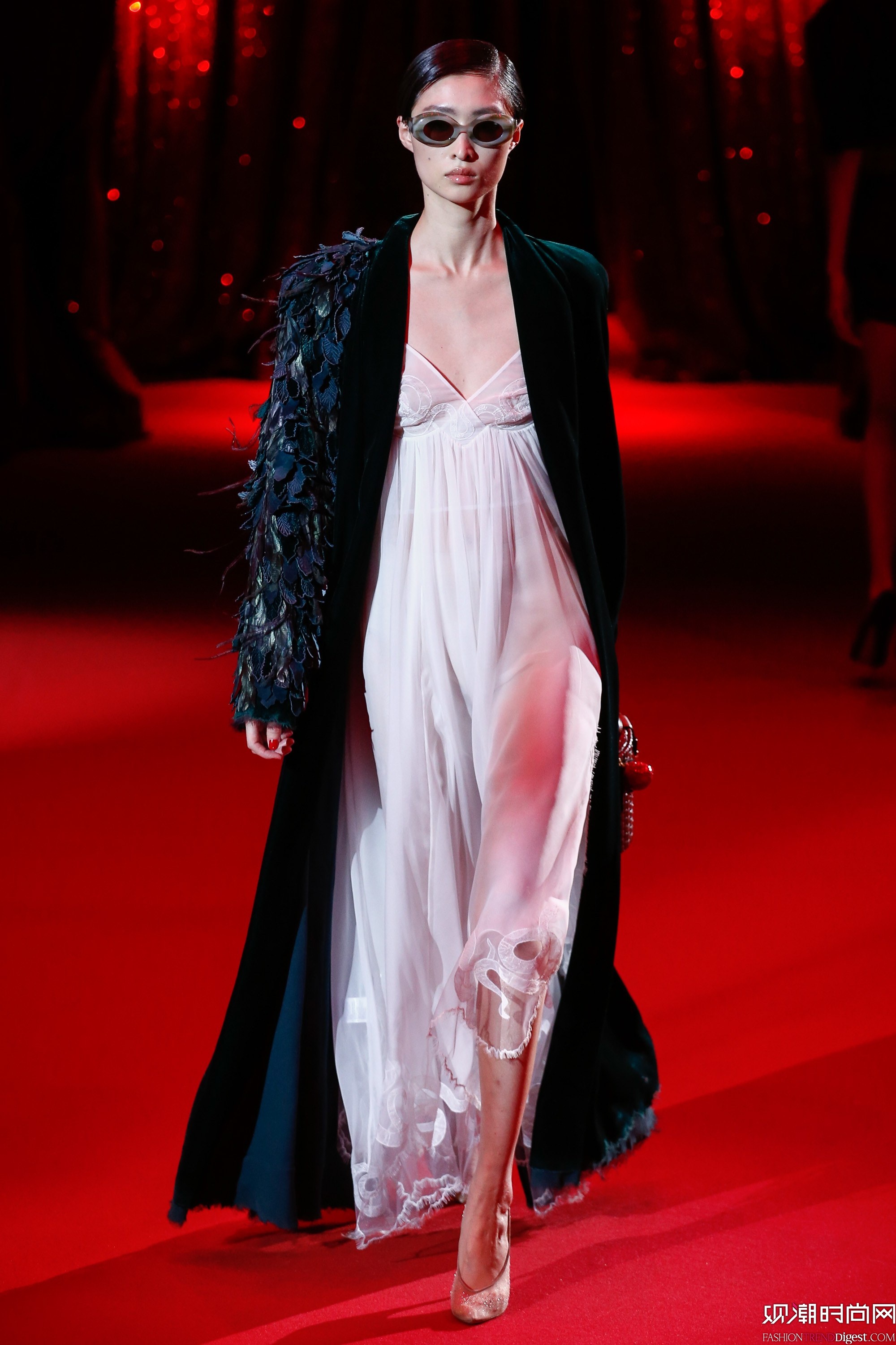 Ulyana Sergeenko 2017紺ϵDƬ