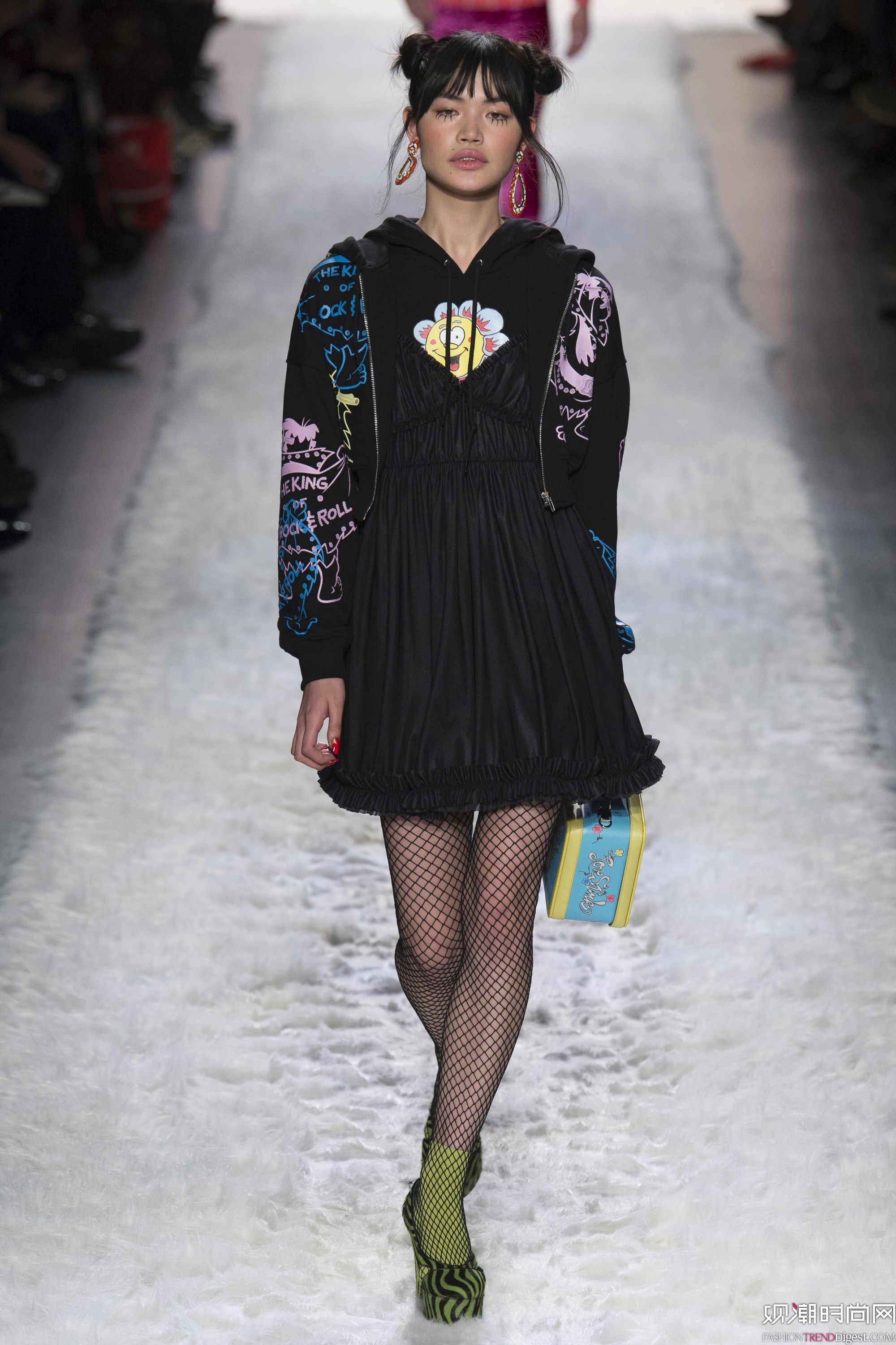 Jeremy Scott 2017ﶬϵ(chng)DƬ