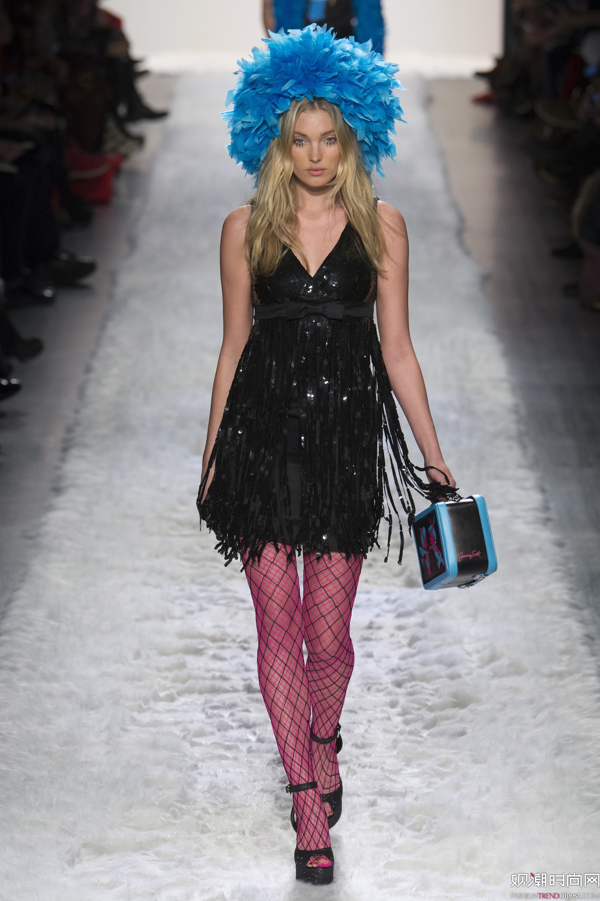 Jeremy Scott 2017�ﶬϵ���㳡����ͼƬ