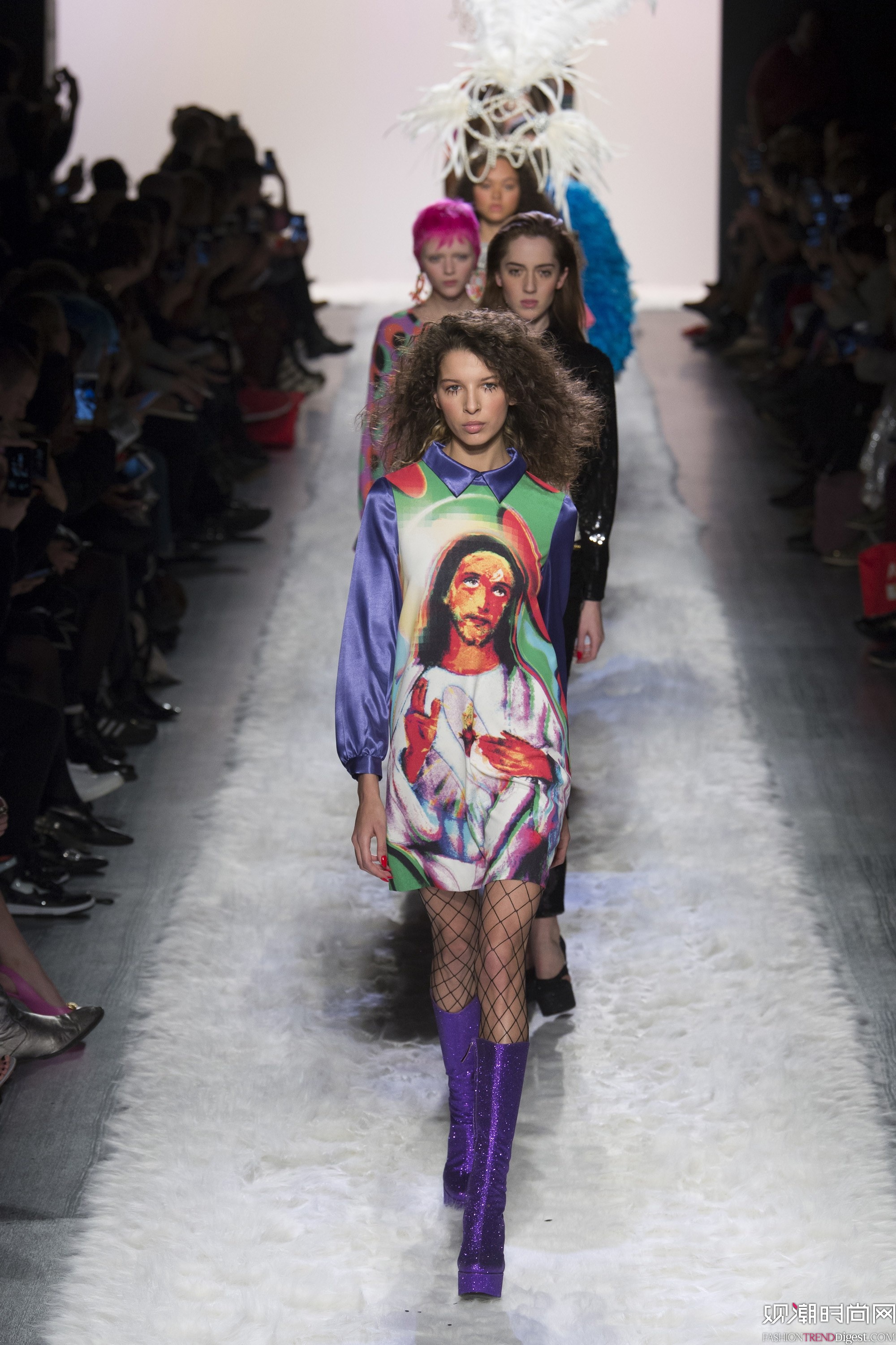 Jeremy Scott 2017�ﶬϵ���㳡����ͼƬ