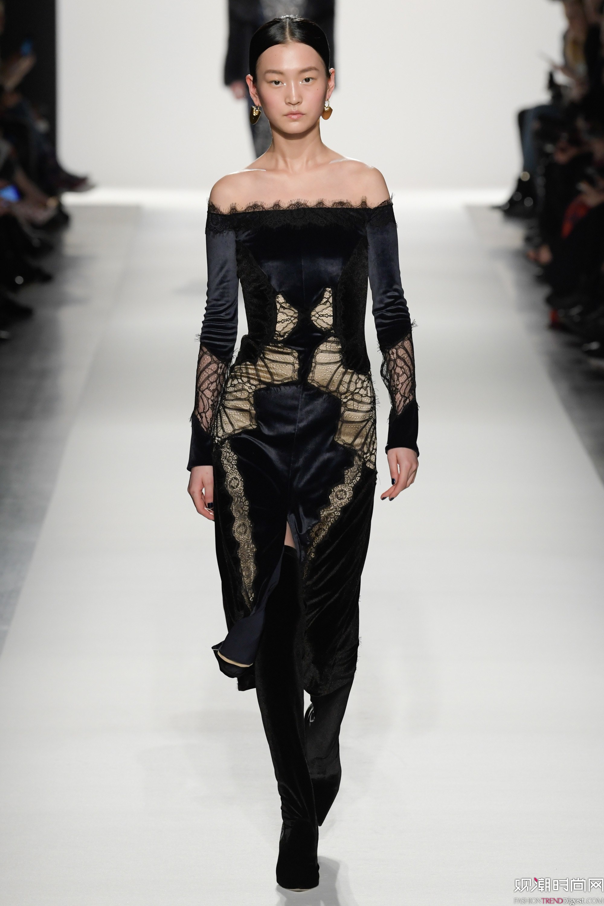 Jonathan Simkhai 2017ﶬϵDƬ