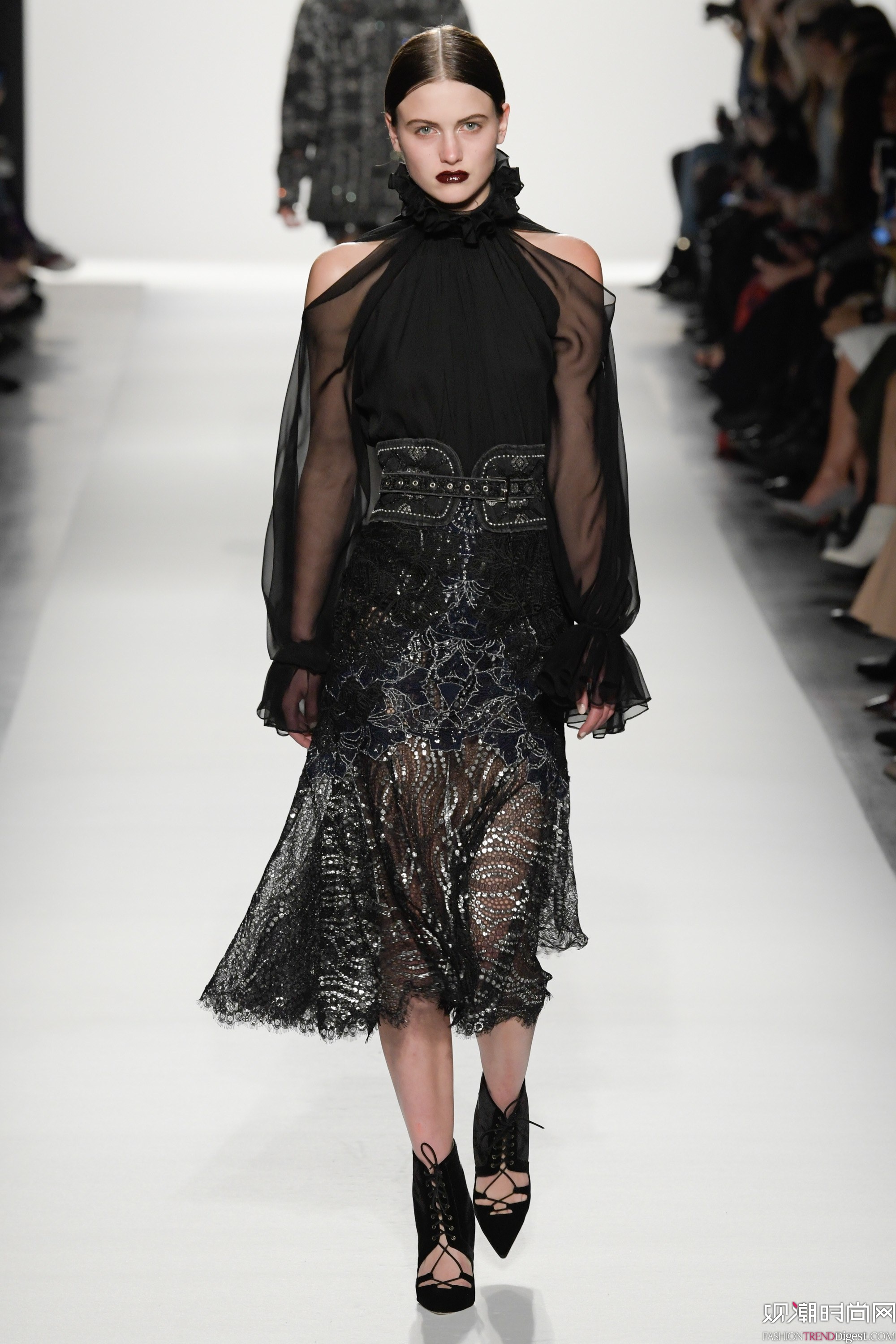 Jonathan Simkhai 2017ﶬϵDƬ