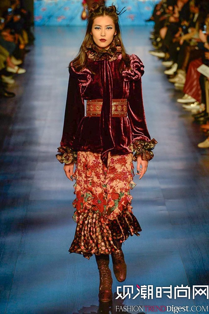 Anna Sui 2017ﶬϵ㳡ͼƬ