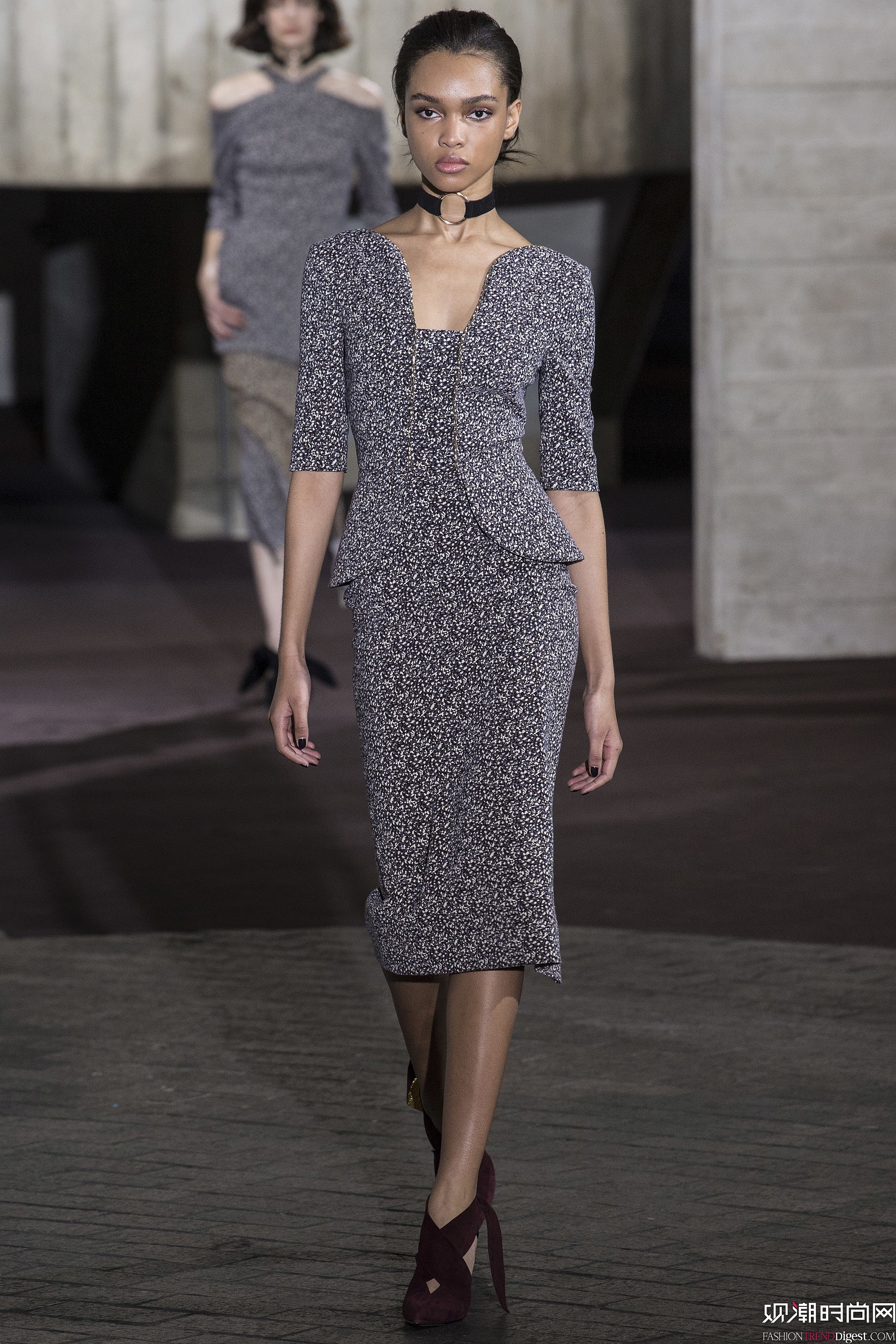 Roland Mouret 2017ϵаlDƬ