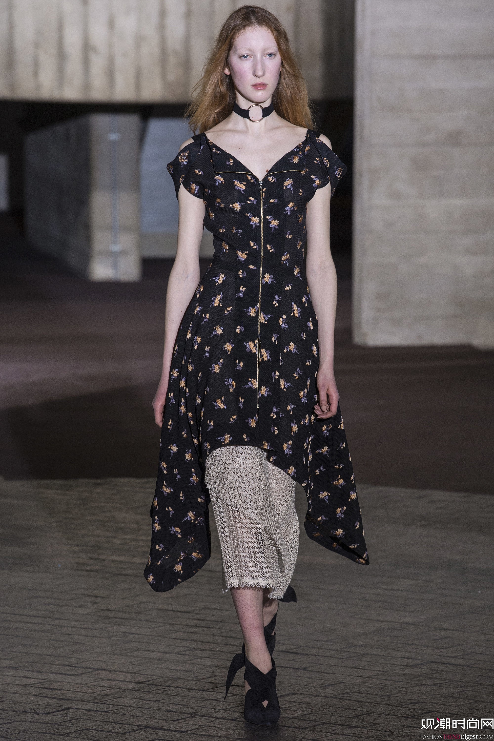 Roland Mouret 2017ϵаlDƬ