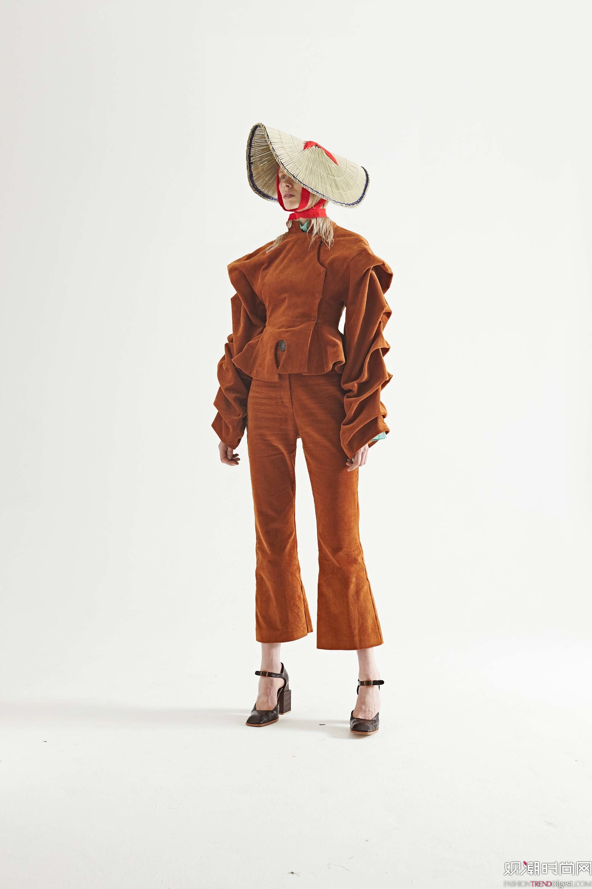 A.W.A.K.E. 2017ﶬϵLookbookDƬ