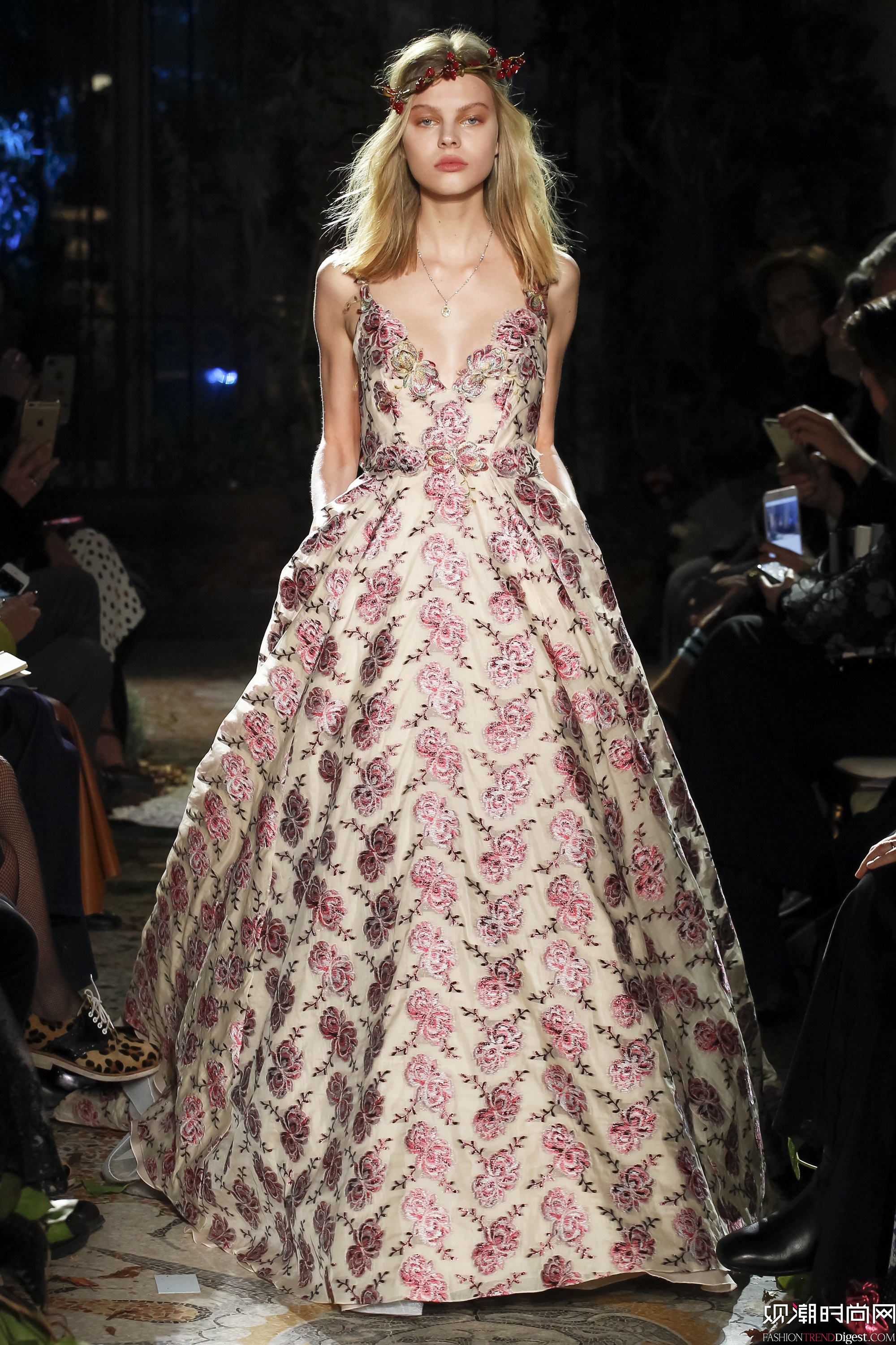 Luisa Beccaria 2017ﶬϵDƬ