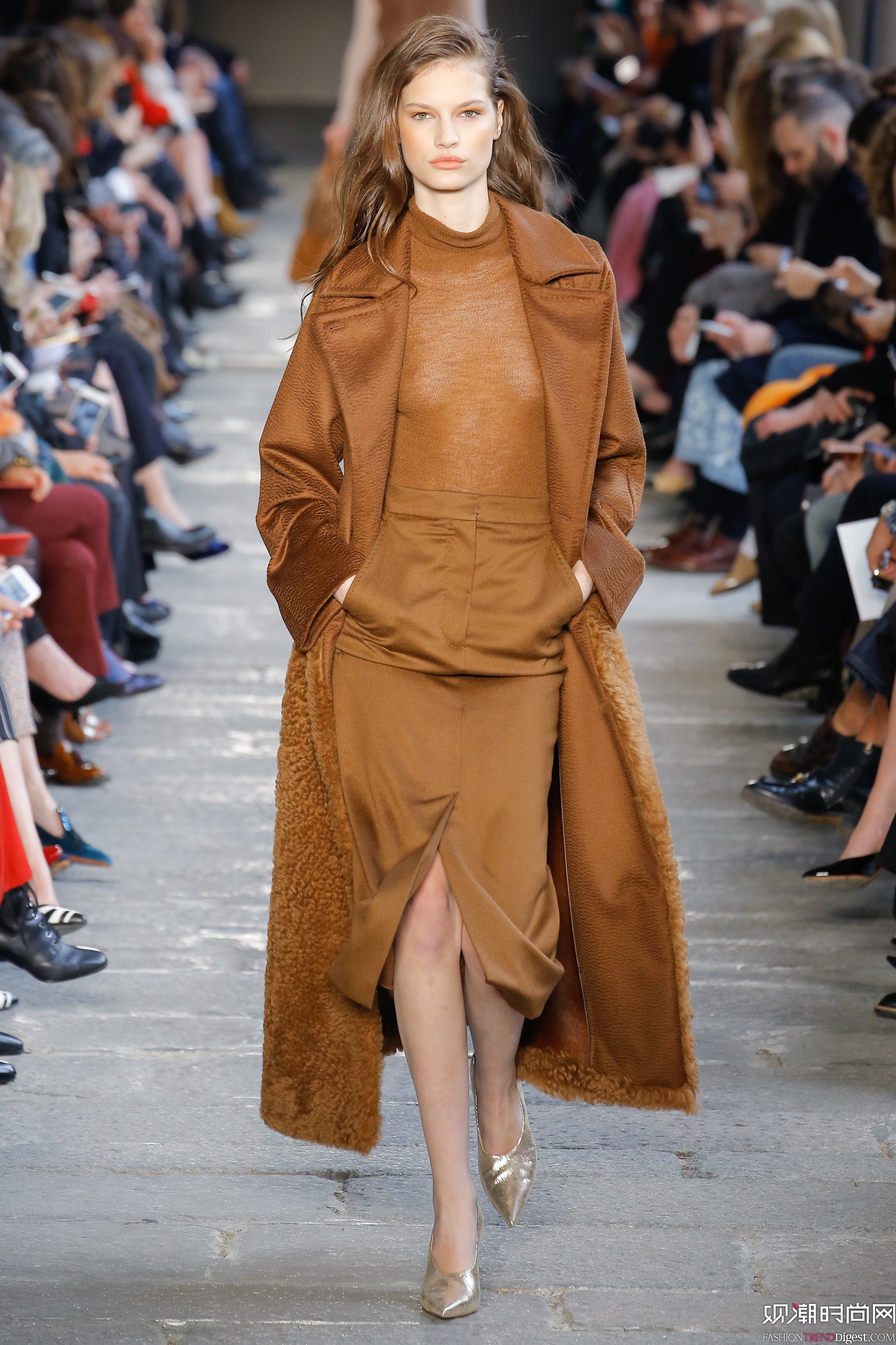 Max Mara 2017ﶬϵ㳡ͼƬ