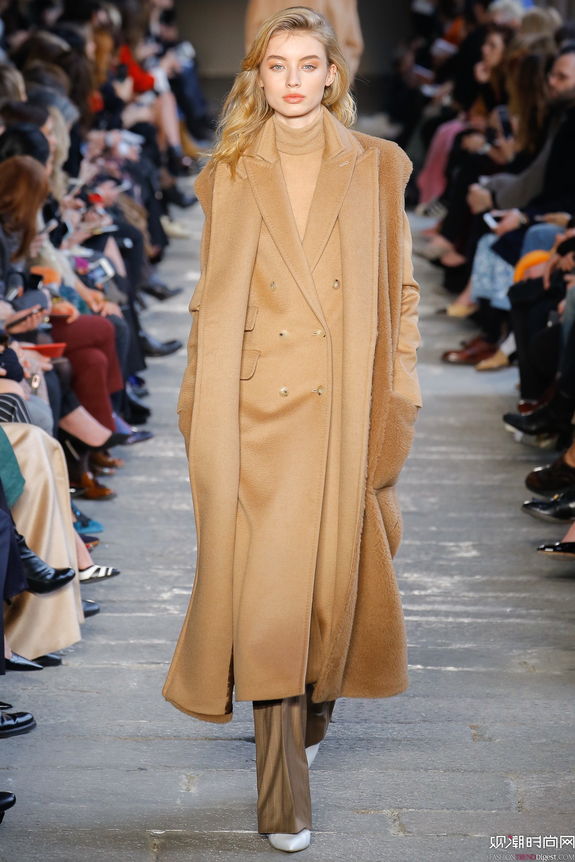 Max Mara 2017ﶬϵ㳡ͼƬ