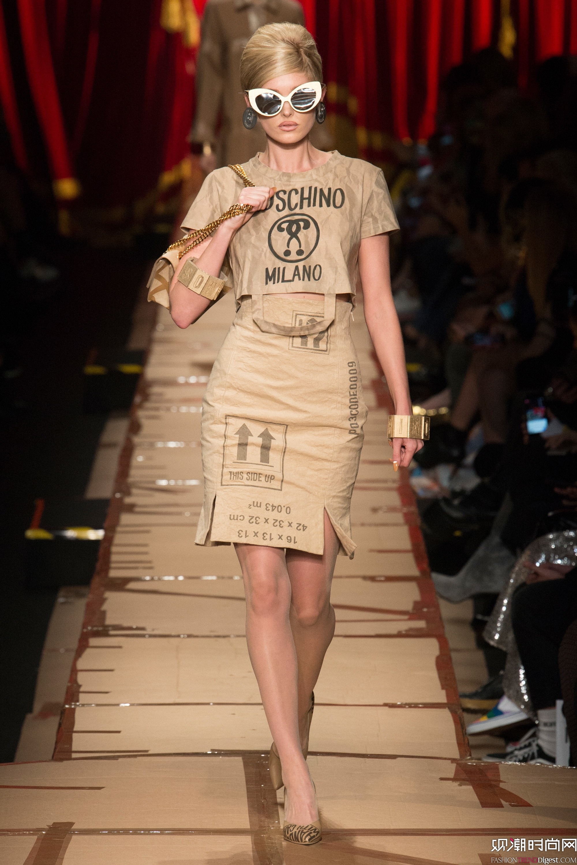 Moschino 2017ﶬϵ㳡ͼƬ