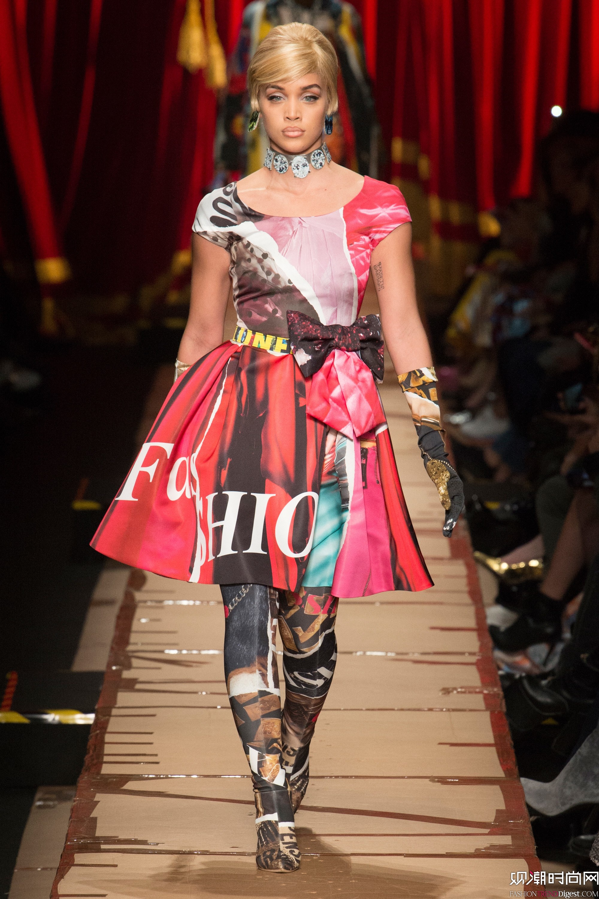 Moschino 2017ﶬϵDƬ