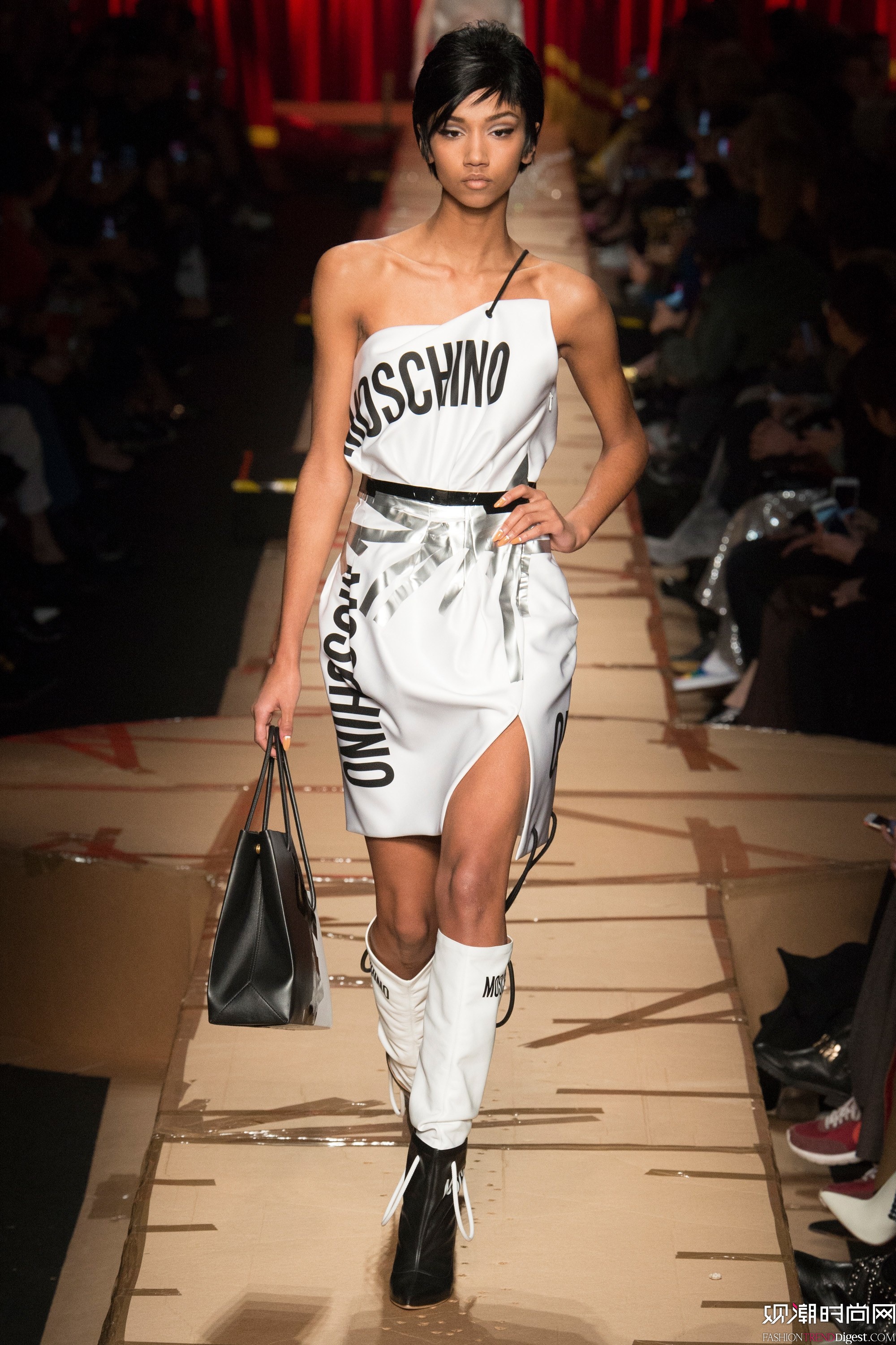 Moschino 2017ﶬϵDƬ