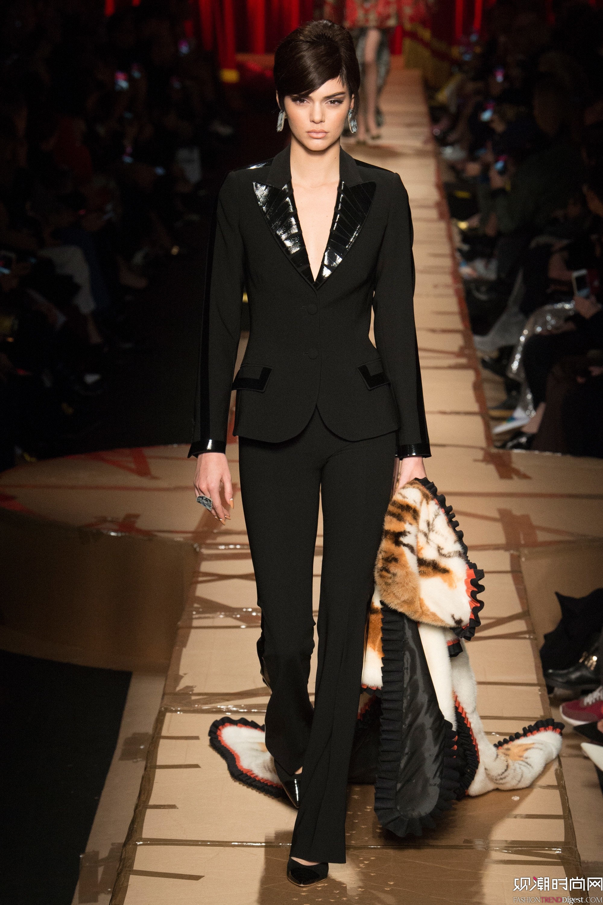Moschino 2017ﶬϵDƬ