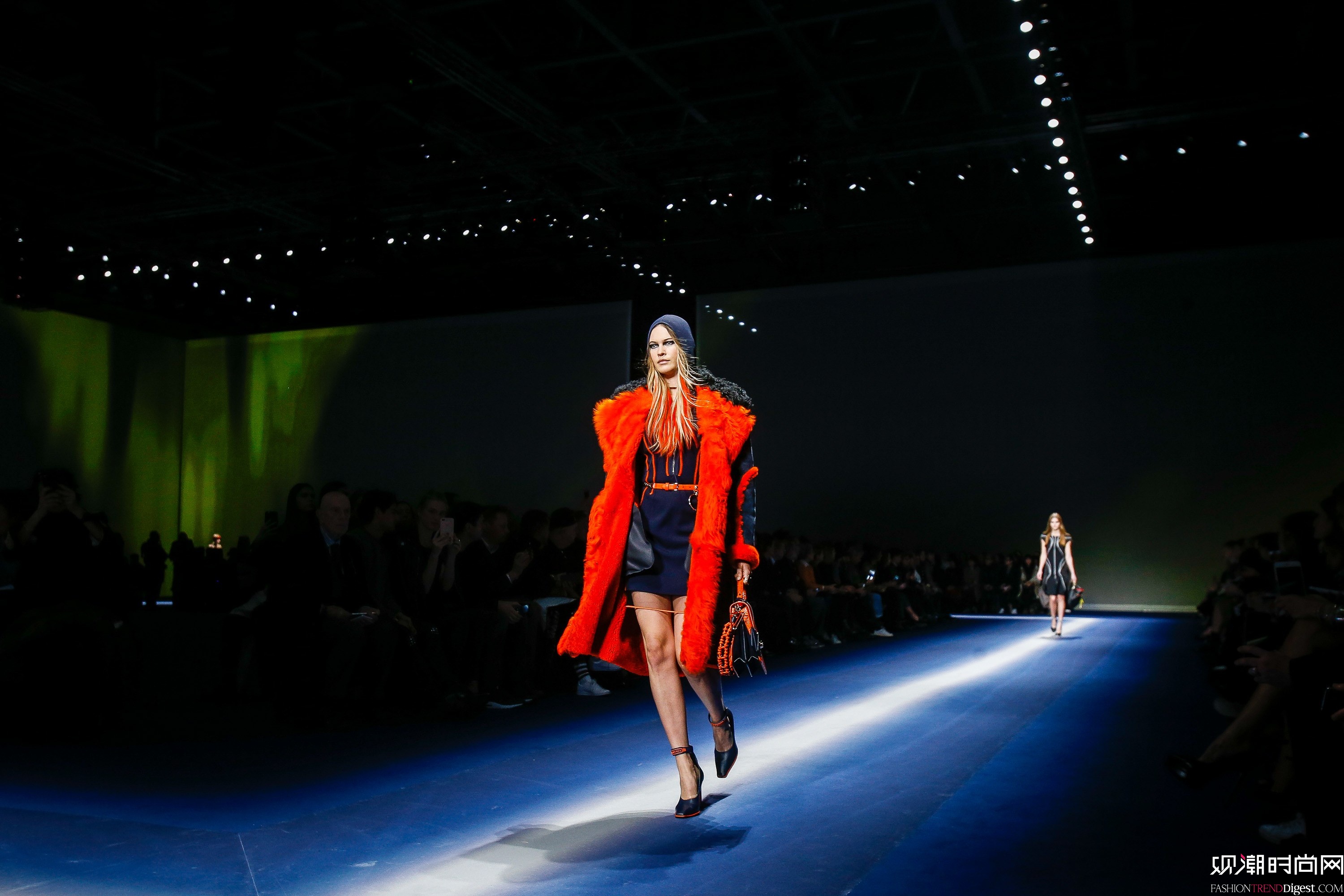 Versace 2017ﶬϵ(chng)DƬ