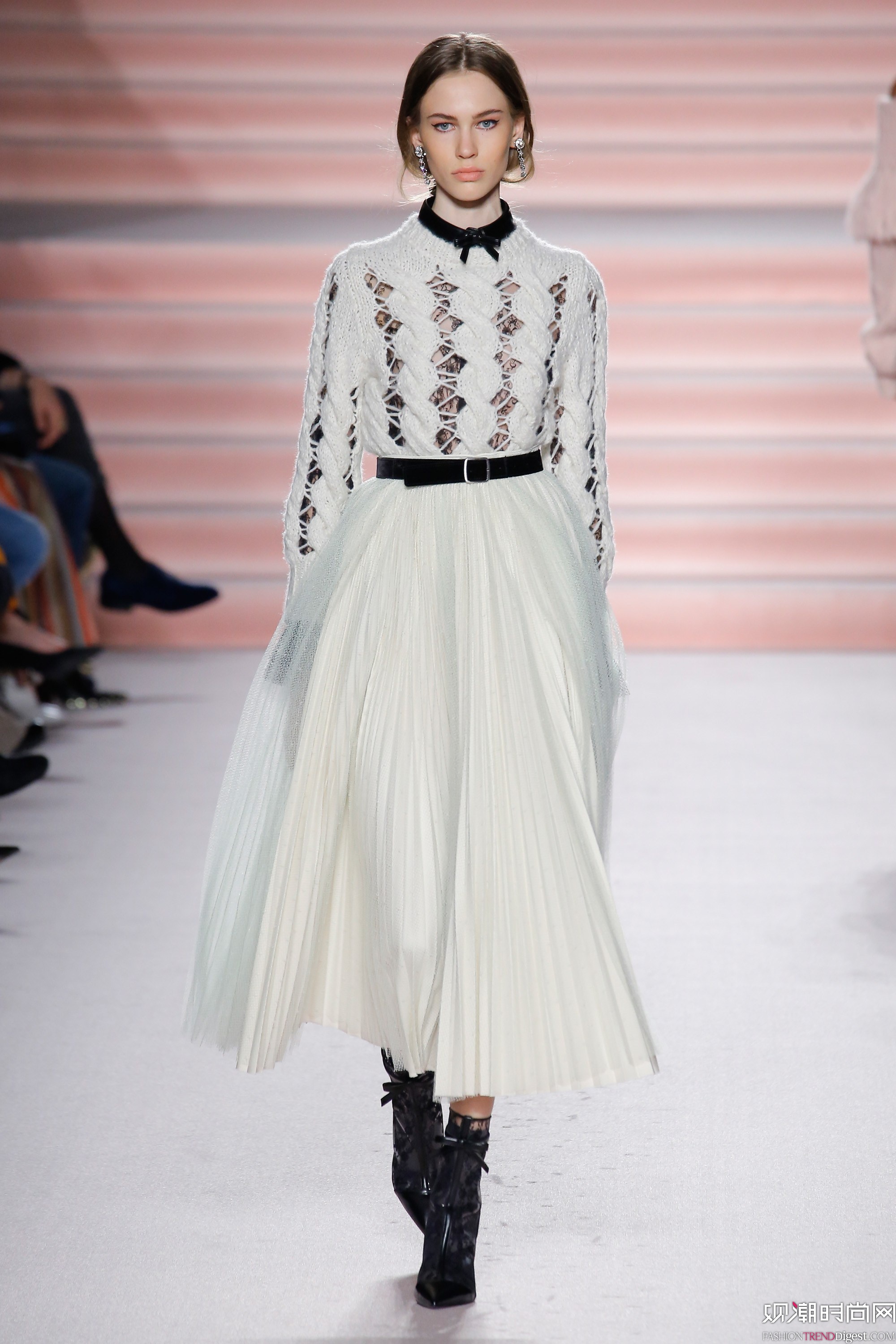 Philosophy di Lorenzo Serafini 2017ﶬϵ(chng)DƬ