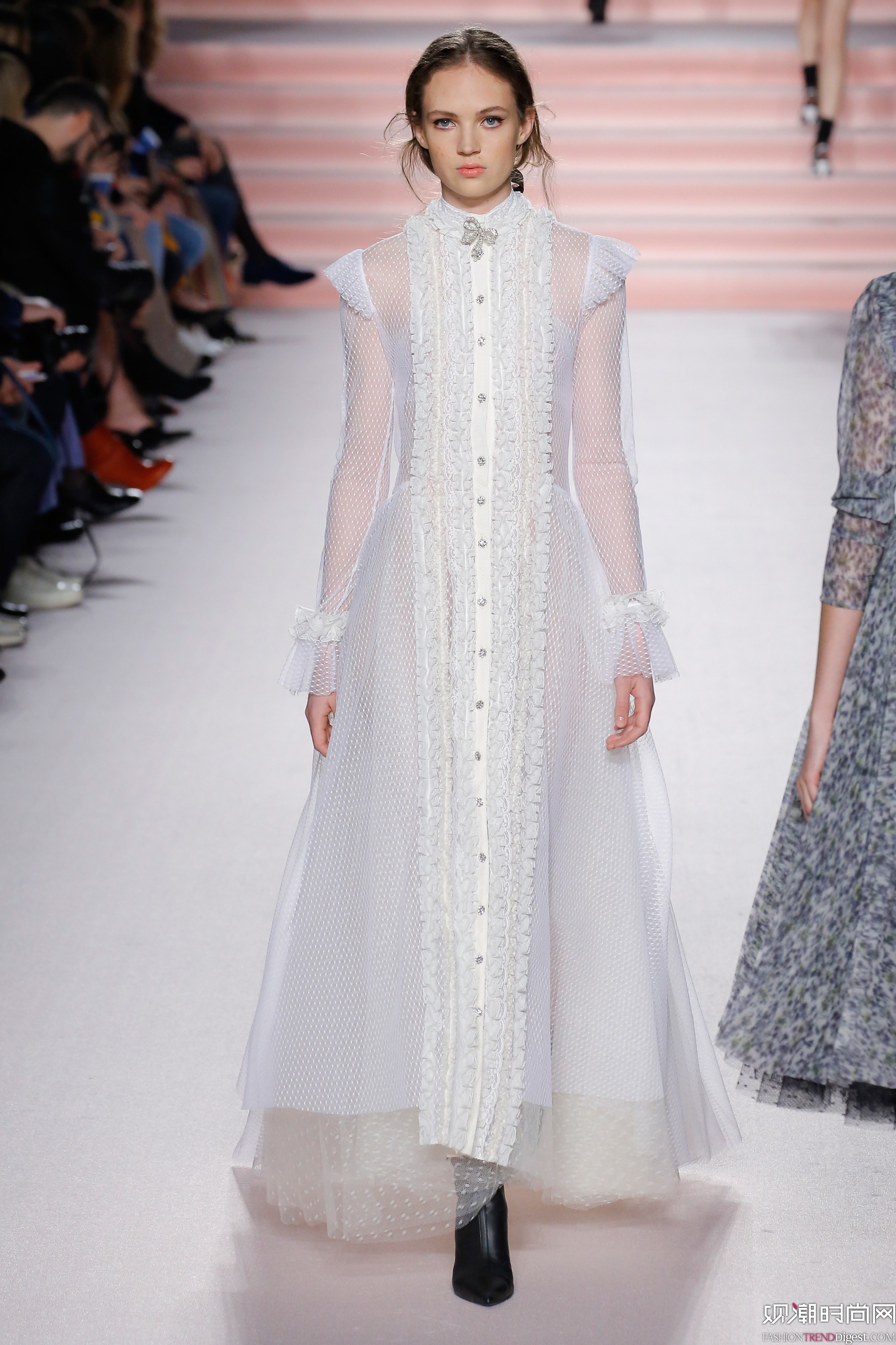 Philosophy di Lorenzo Serafini 2017ﶬϵDƬ