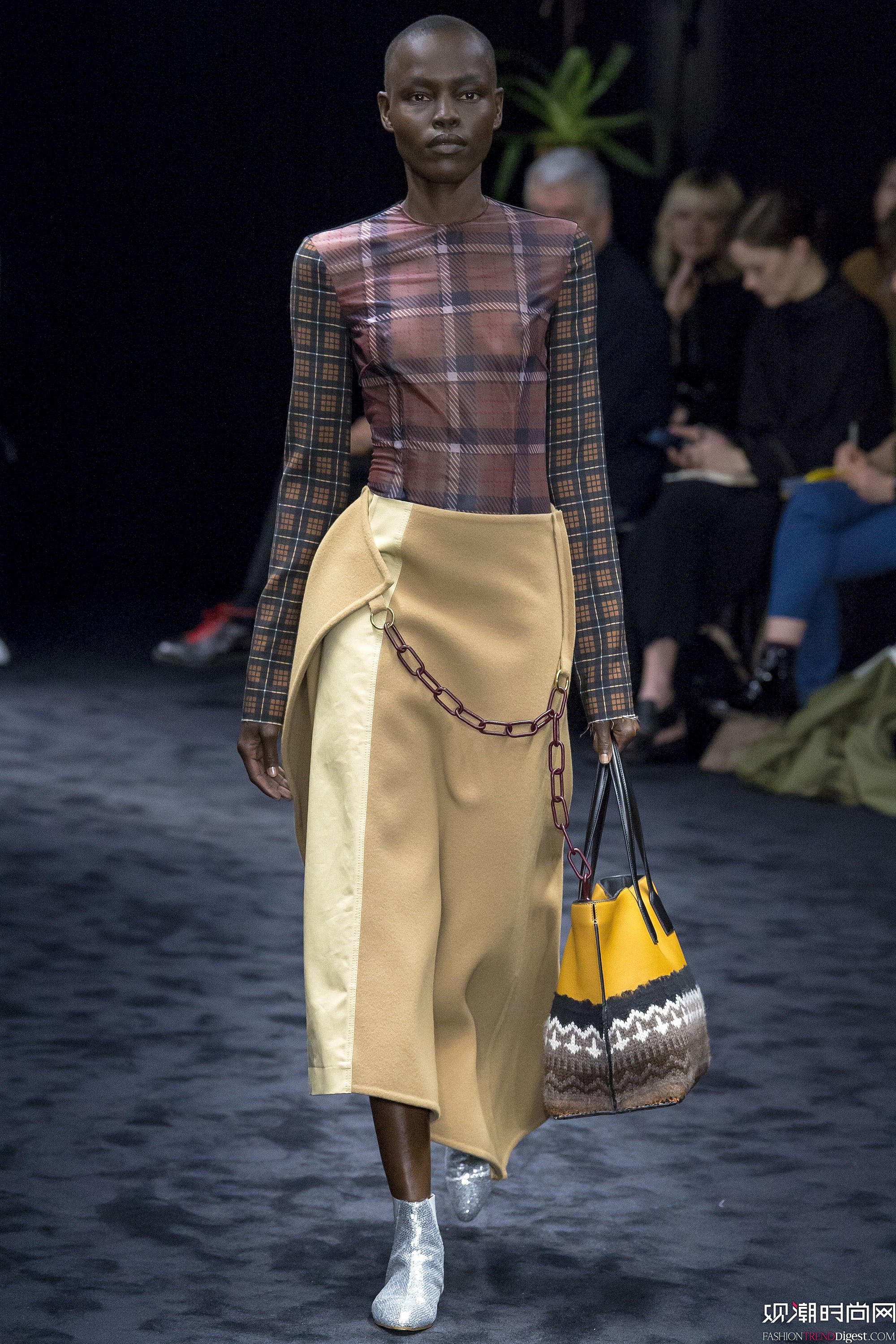 Loewe 2017ﶬϵ㳡ͼƬ