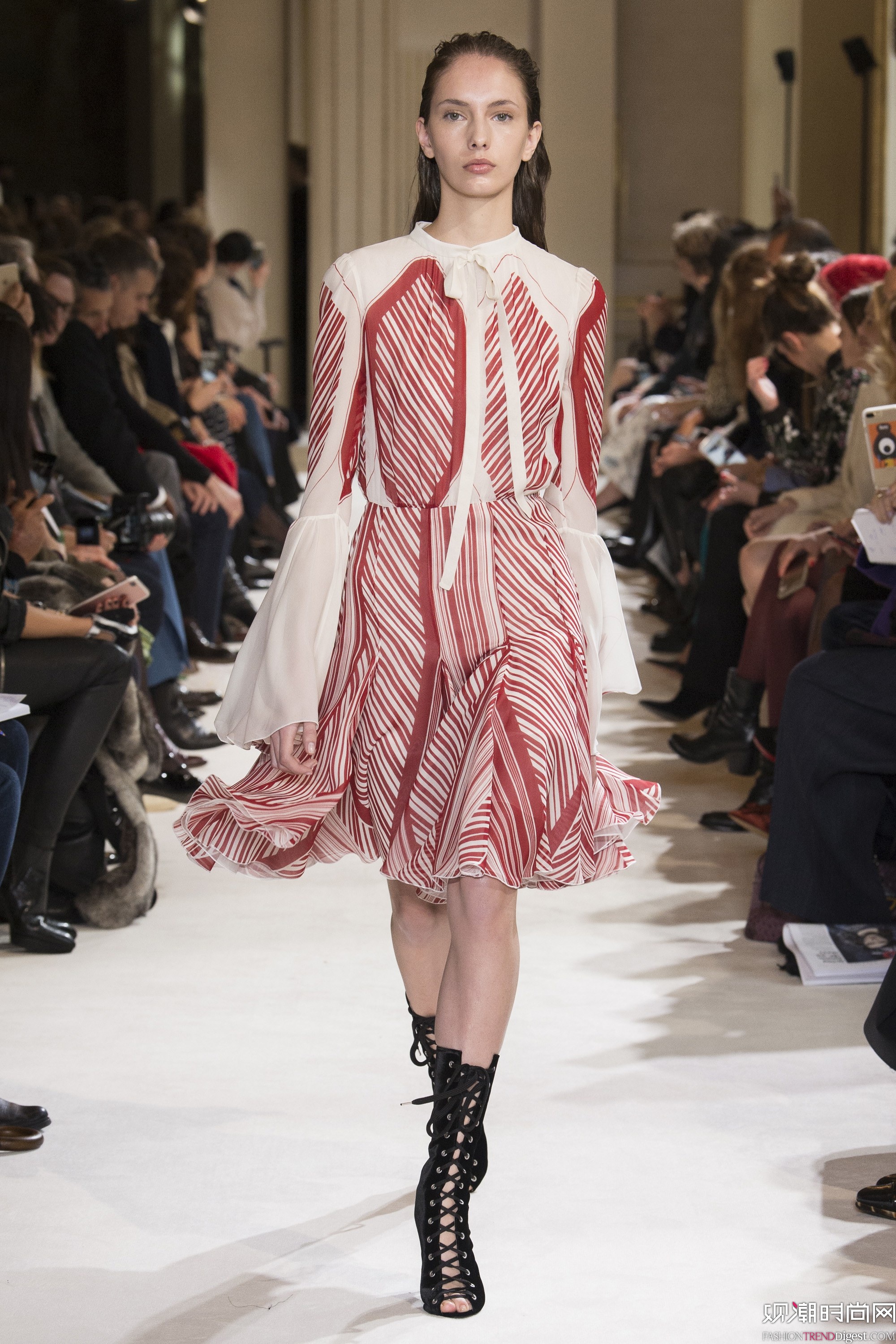 Giambattista Valli 2017ﶬϵ㳡ͼƬ