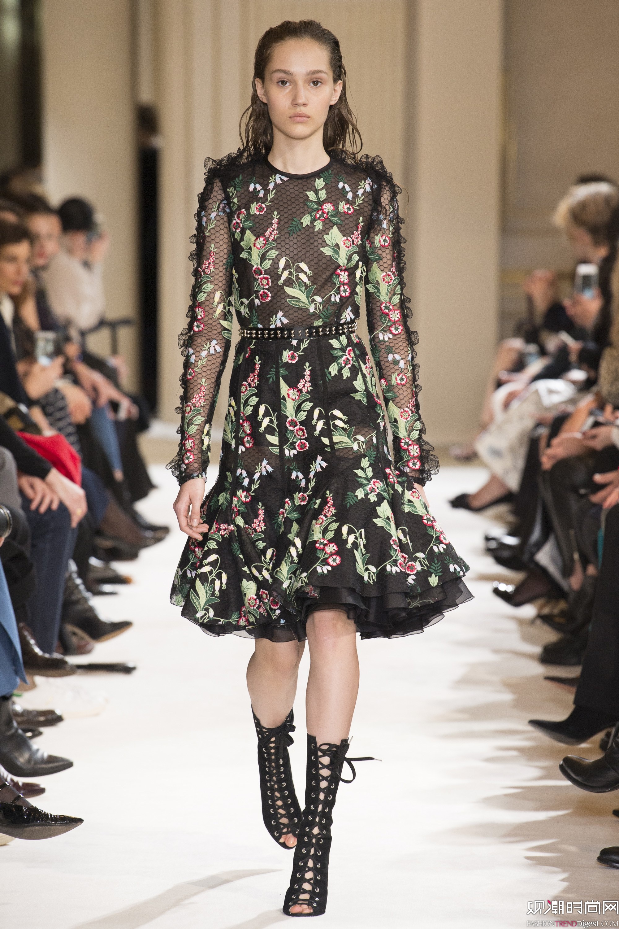 Giambattista Valli 2017ﶬϵ㳡ͼƬ