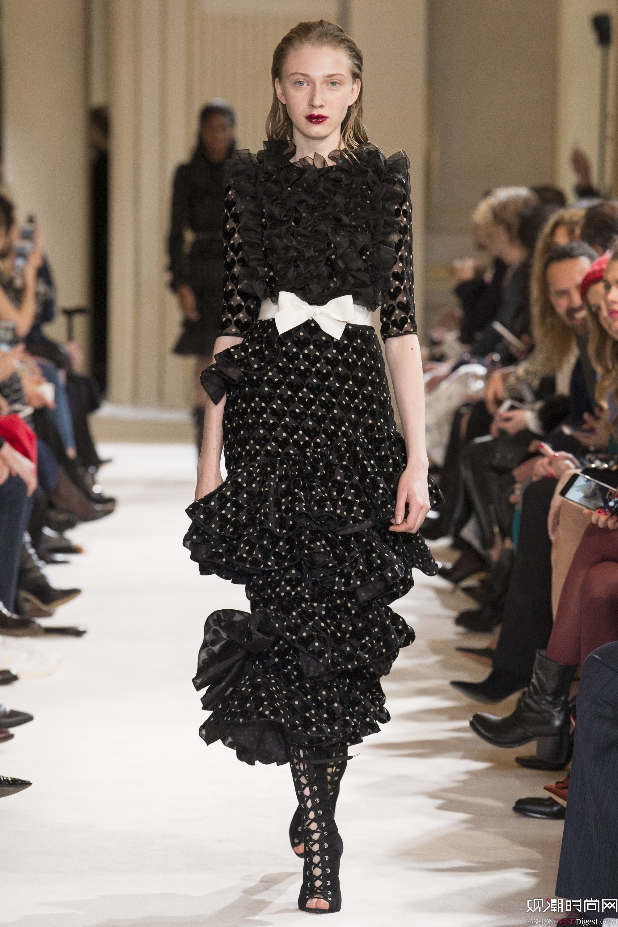 Giambattista Valli 2017ﶬϵ㳡ͼƬ