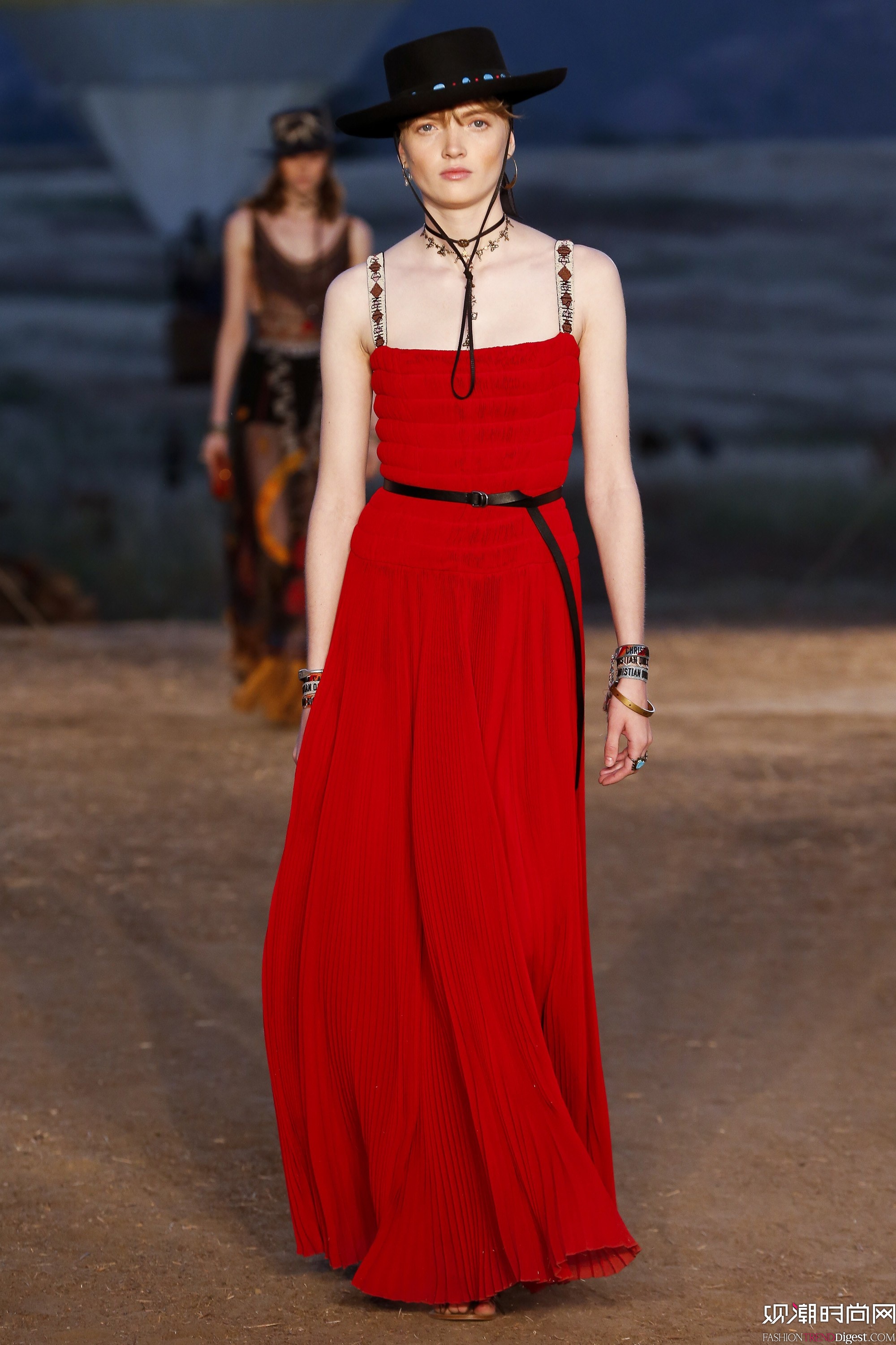 Christian Dior 2018�紺�ȼ�ϵ���㳡����ͼƬ